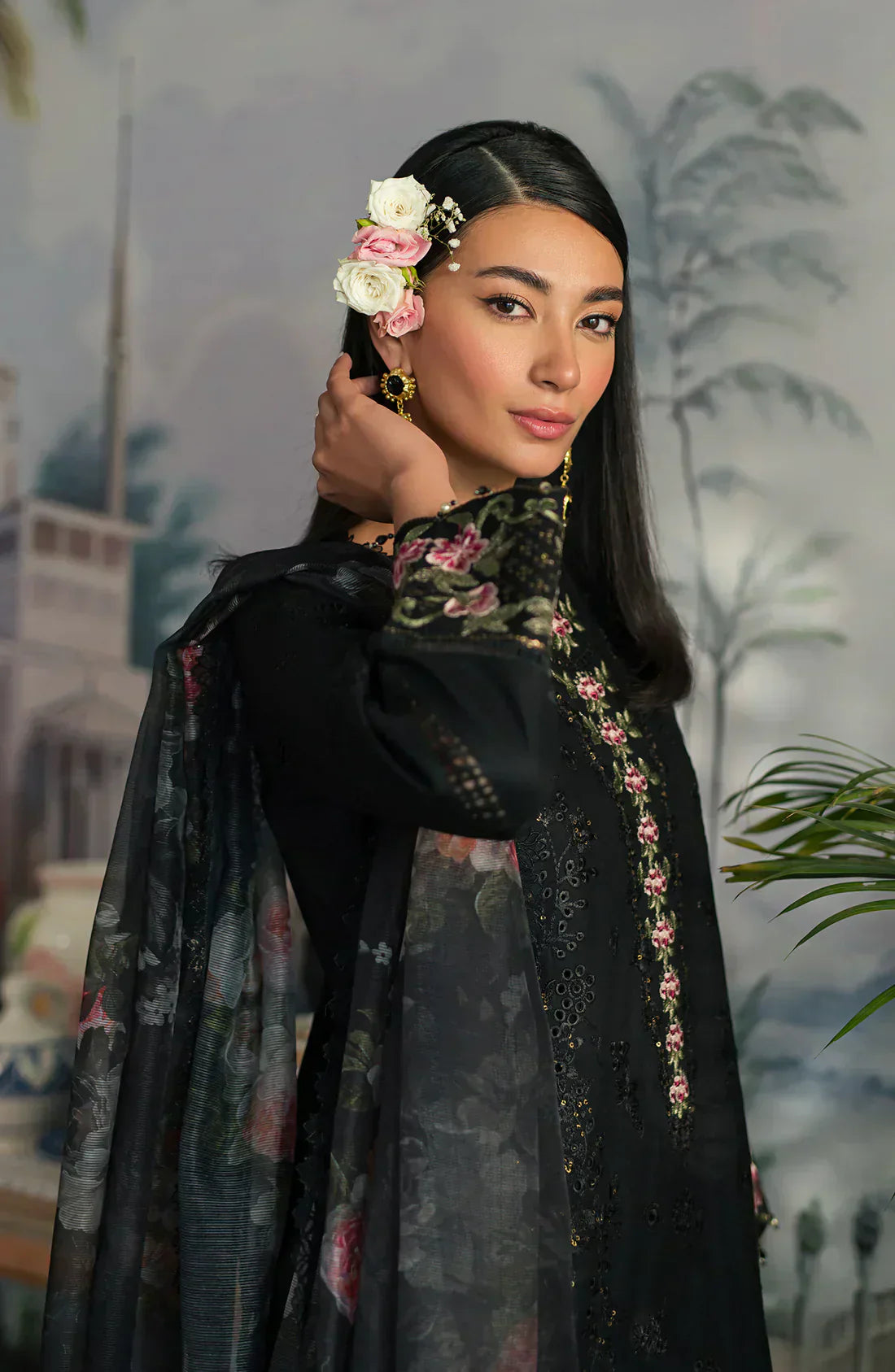 Emaan Adeel | Ayra Luxury Lawn 24 | AR-05 - by - Libasekhas UK - Registered Vendor of : Emaan Adeel - 100% Original Designer Dresss