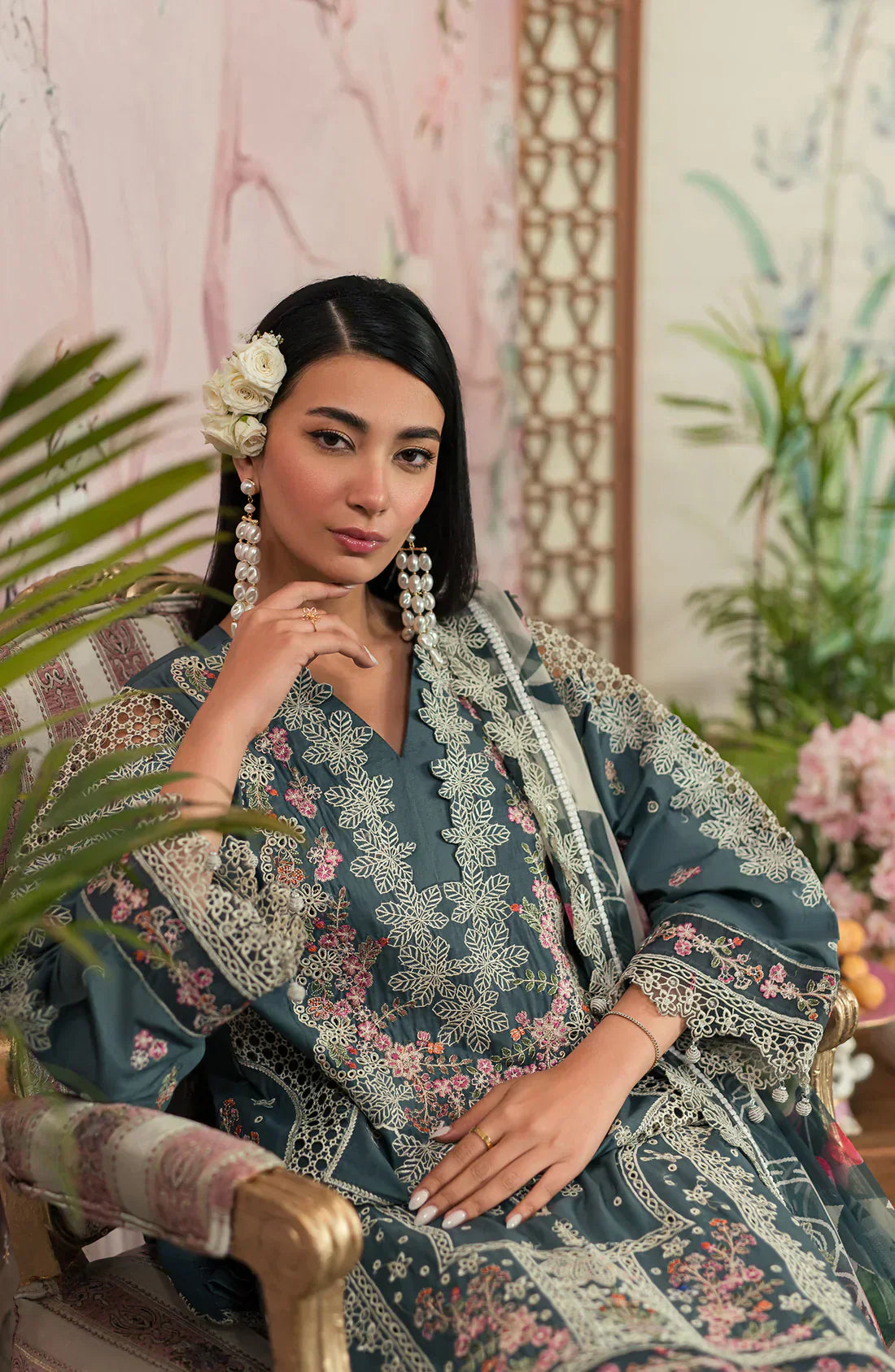 Emaan Adeel | Ayra Luxury Lawn 24 | AR-09 - by - Libasekhas UK - Registered Vendor of : Emaan Adeel - 100% Original Designer Dresss