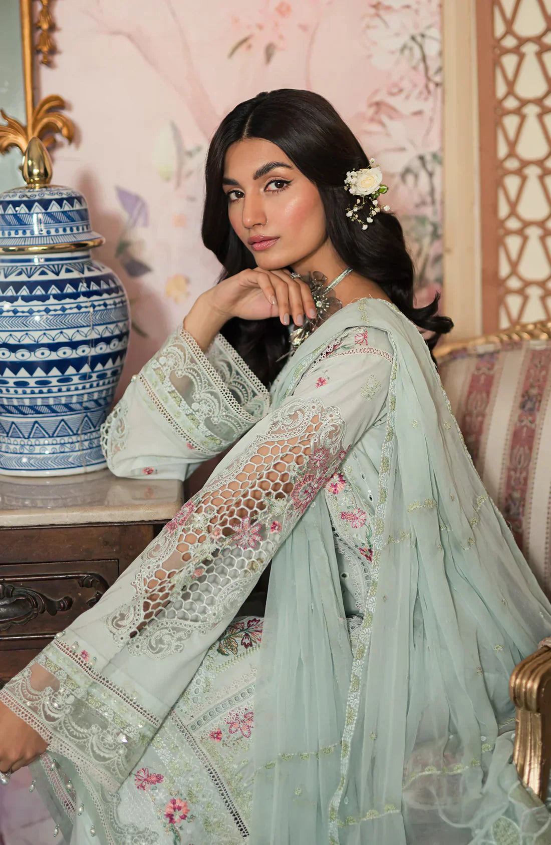 Emaan Adeel | Ayra Luxury Lawn 24 | AR-07 - by - Libasekhas UK - Registered Vendor of : Emaan Adeel - 100% Original Designer Dresss