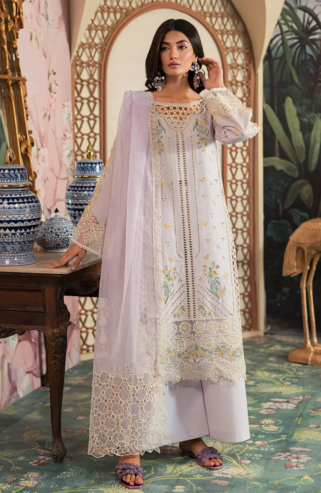 Emaan Adeel | Ayra Luxury Lawn 24 | AR-10 - by - Libasekhas UK - Registered Vendor of : Emaan Adeel - 100% Original Designer Dresss