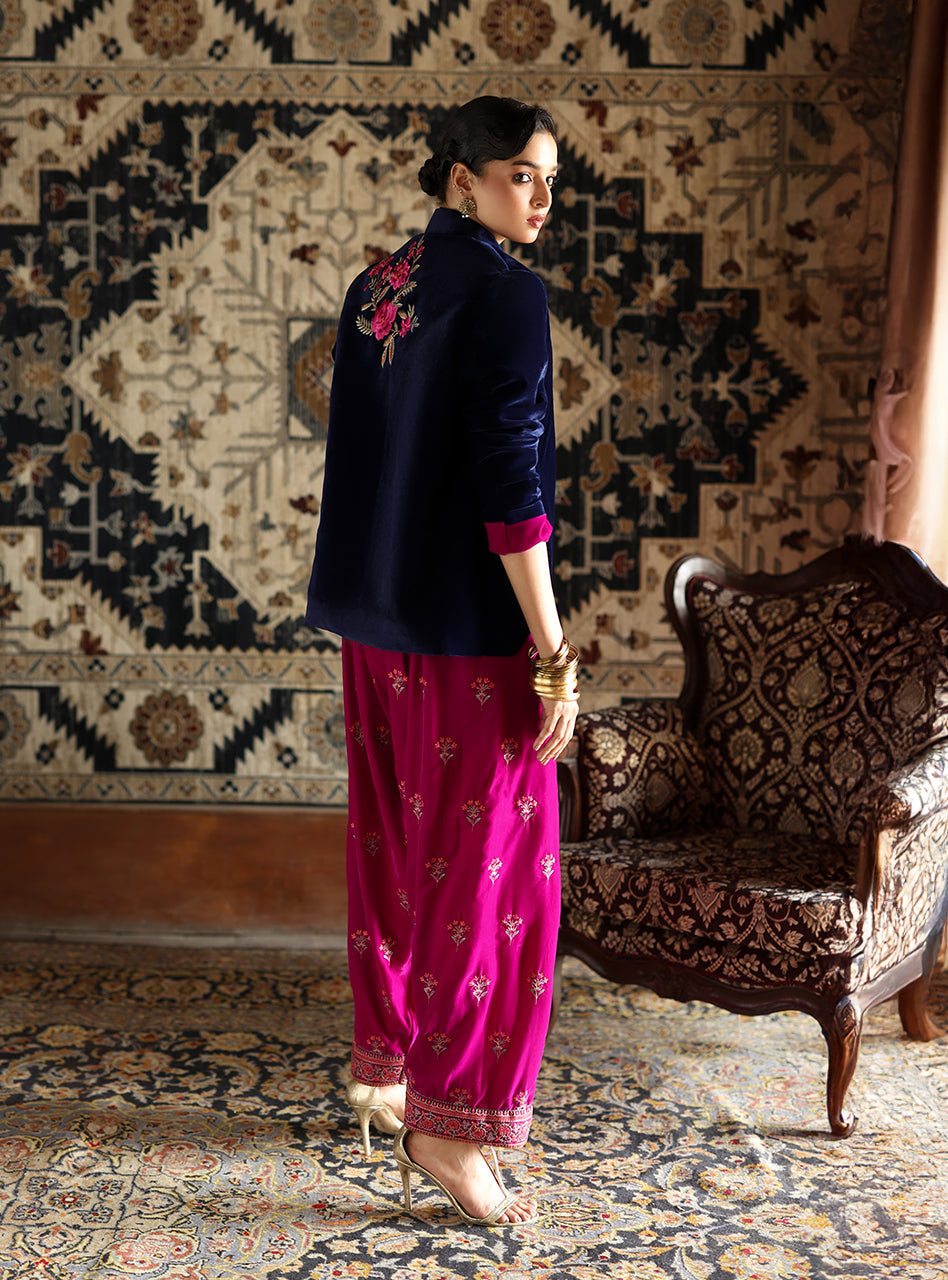 Zainab Chottani | Velura Velvet Edit 25 | Bela Jacket And Farshi - by Libasekhas UK - Registered Vendor of : Zainab Chottani - 100% Original Designer Dress