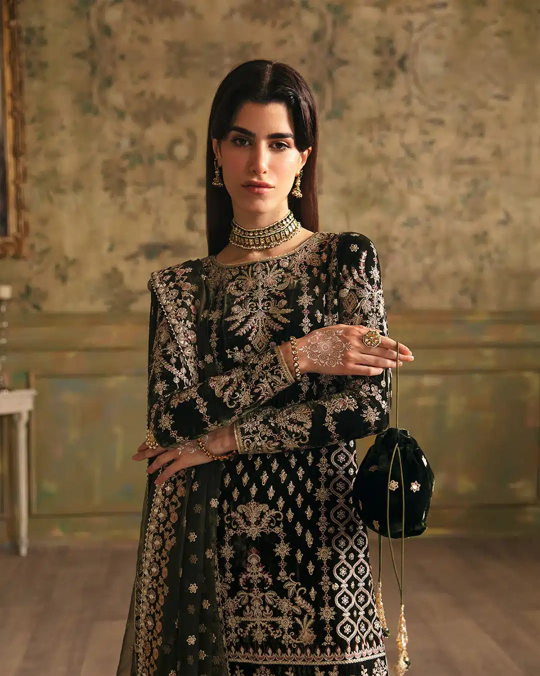 Faiza Saqlain | Manaar Luxe Formals 23 | Adara - by - Libasekhas UK - Registered Vendor of : Faiza Saqlain - 100% Original Designer Dresss
