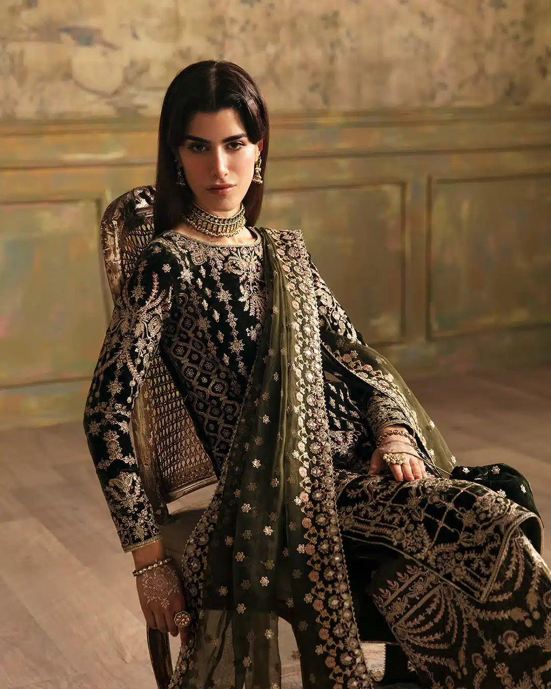Faiza Saqlain | Manaar Luxe Formals 23 | Adara - by - Libasekhas UK - Registered Vendor of : Faiza Saqlain - 100% Original Designer Dresss