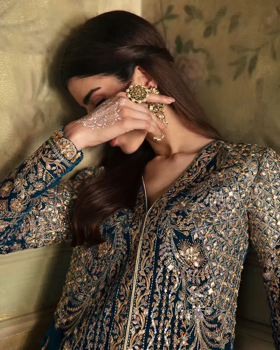 Faiza Saqlain | Manaar Luxe Formals 23 | Haanie - by - Libasekhas UK - Registered Vendor of : Faiza Saqlain - 100% Original Designer Dresss