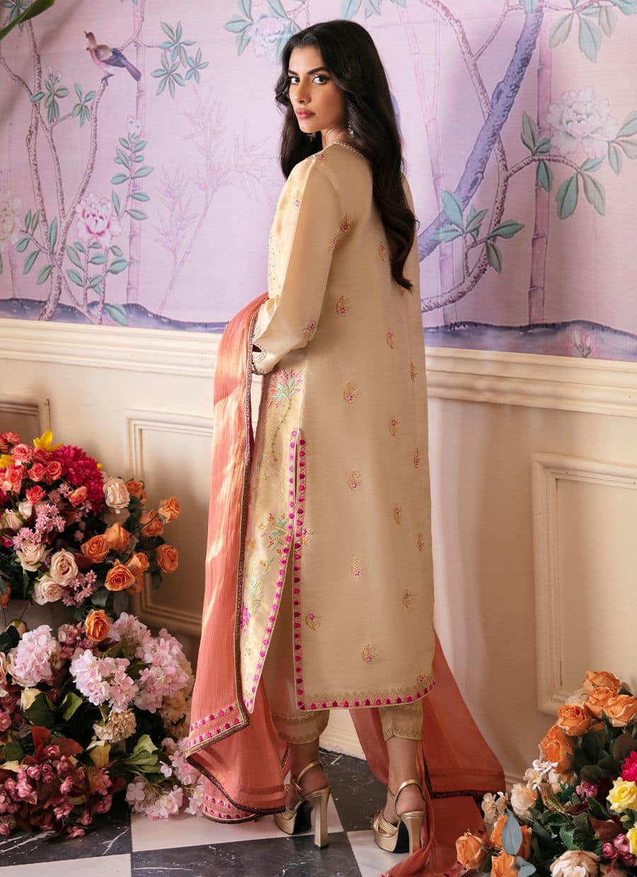 Farah Talib Aziz | Mayna Festive Luxe | NAROOD GOLD - Libasekhas