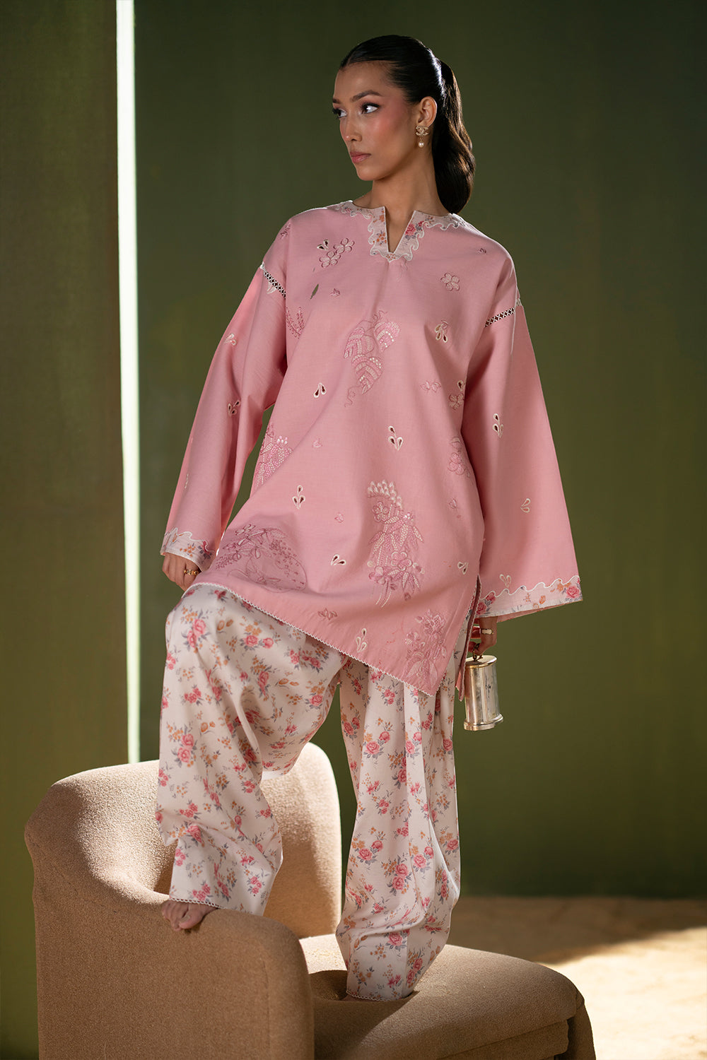 Saira Rizwan | Joolie Co ords | JOOLIE PINK - JBP25-08 - by Libasekhas UK - Registered Vendor of : Saira Rizwan - 100% Original Designer Dress