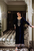 Saira Rizwan | Velvet Pret 25 | ZEHRA-SRVP25-01 - by Libasekhas UK - Registered Vendor of : Saira Rizwan - 100% Original Designer Dress