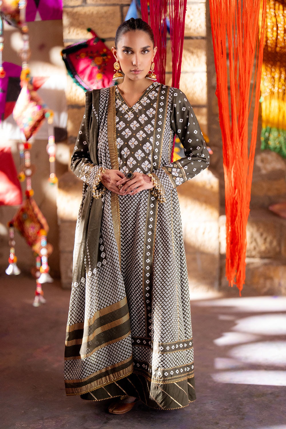 Gul Ahmed | Chunri Lawn 25 | CL-52401 B - by - Libasekhas UK - Registered Vendor of : Gul Ahmed - 100% Original Designer Dresss