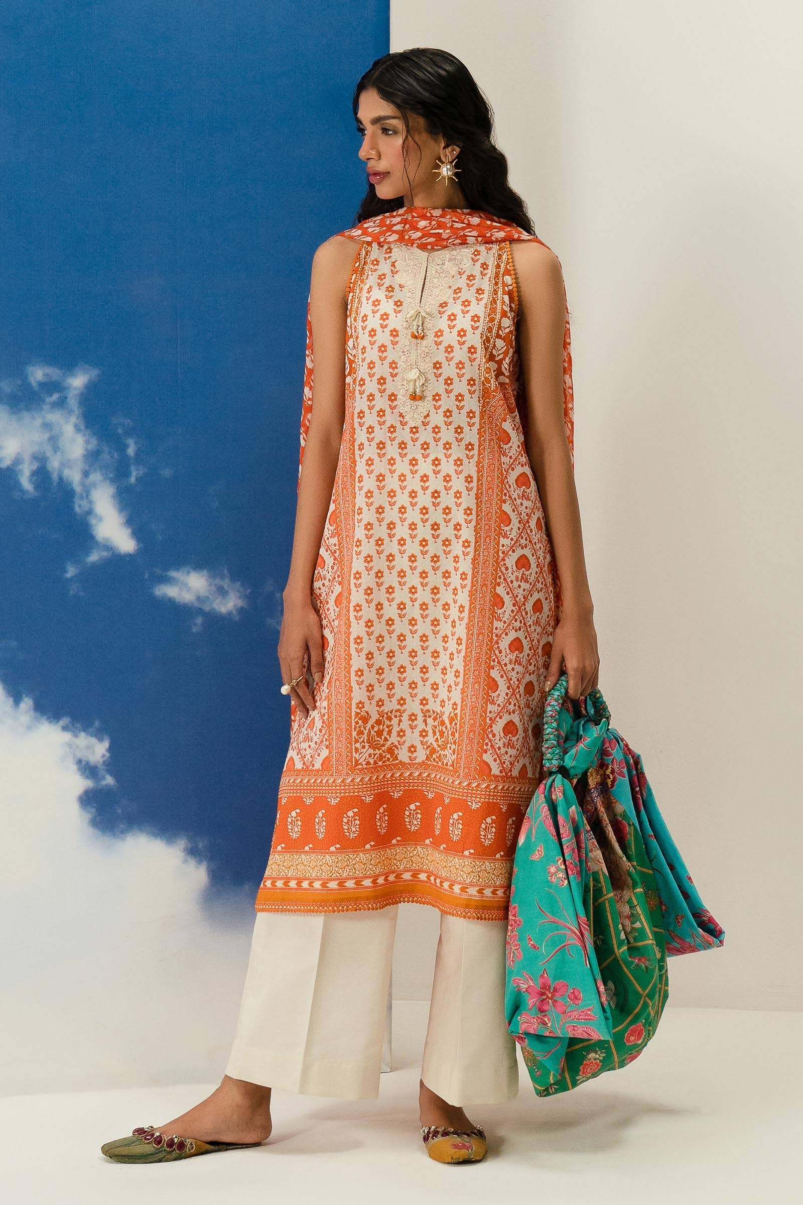 Sana Safinaz | Mahay Summer Lawn 24 | S-43 - by - Libasekhas UK - Registered Vendor of : Sana Safinaz - 100% Original Designer Dresss