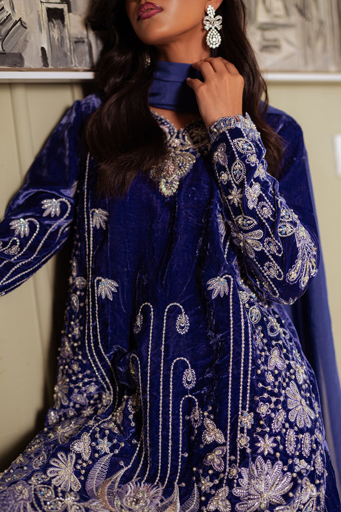 Saira Rizwan | Velvet Pret 25 | ZARREEN-SRVP25-02 - by Libasekhas UK - Registered Vendor of : Saira Rizwan - 100% Original Designer Dress