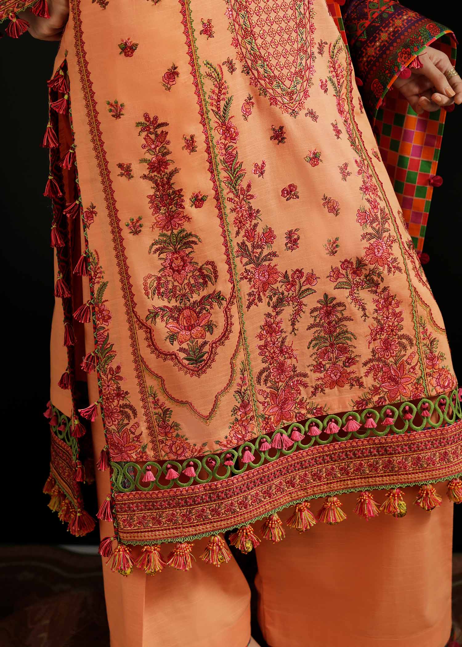 Hussain Rehar | Winter Shawl Khaddar 23 | Dusky - by - Libasekhas UK - Registered Vendor of : Hussain Rehar - 100% Original Designer Dresss