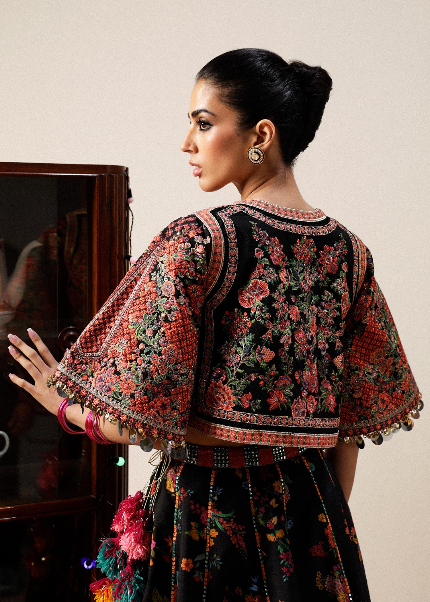 Hussain Rehar | Luxury Formals | Kala - by - Libasekhas UK - Registered Vendor of : Hussain Rehar - 100% Original Designer Dresss