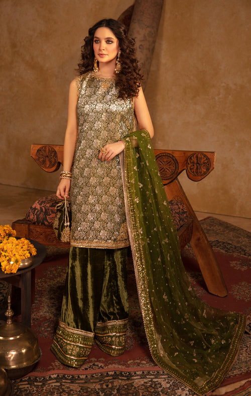 Maya | Raazi Velvet 24 | GULZAR - by - Libasekhas UK - Registered Vendor of : Maya - 100% Original Designer Dresss