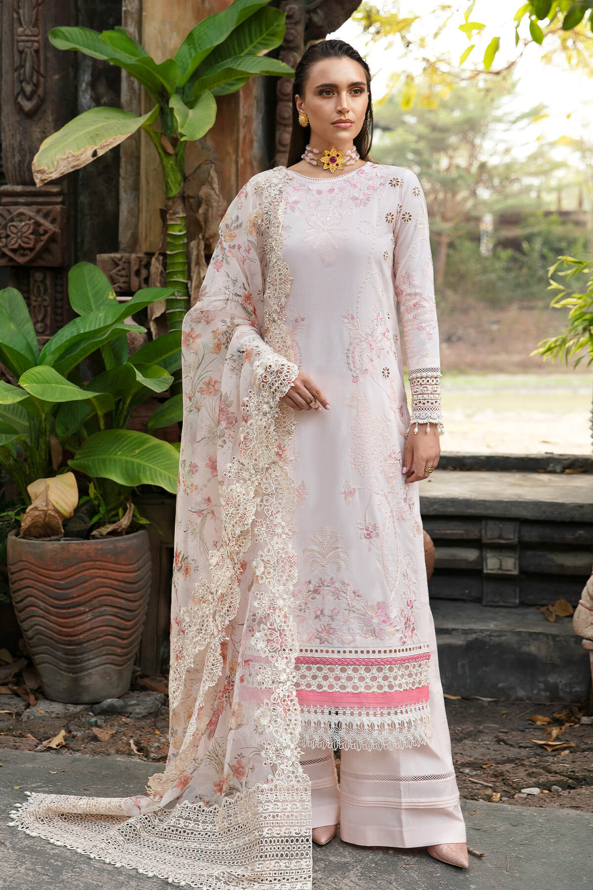 Imrozia Premium | Reve Luxury Lawn | S.L 62 Regine - by - Libasekhas UK - Registered Vendor of : Imrozia Premium - 100% Original Designer Dresss