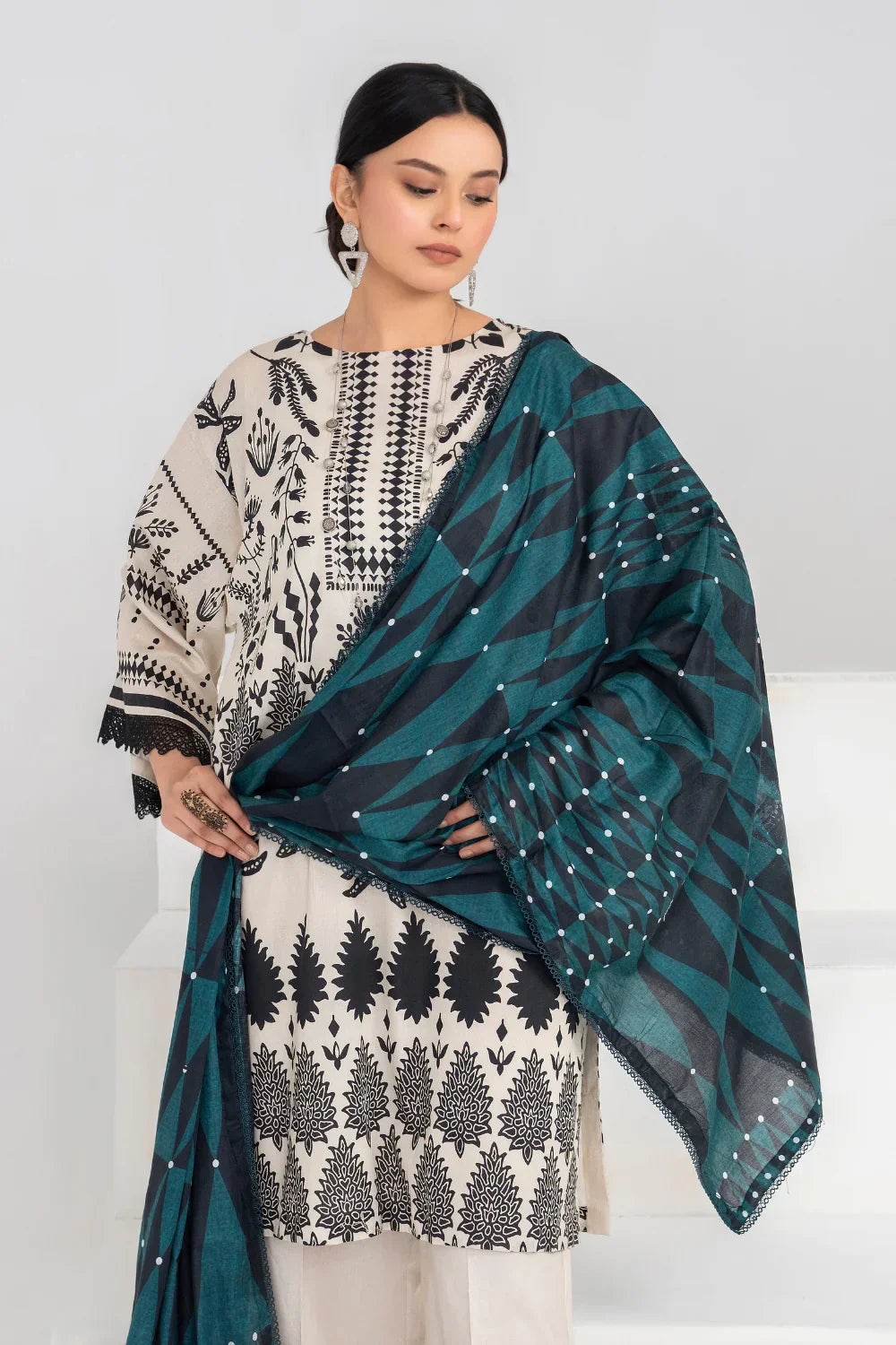 Ittehad | Printed Lawn 24 | IP3P02-3PS-BGE - by - Libasekhas UK - Registered Vendor of : Ittehad - 100% Original Designer Dresss