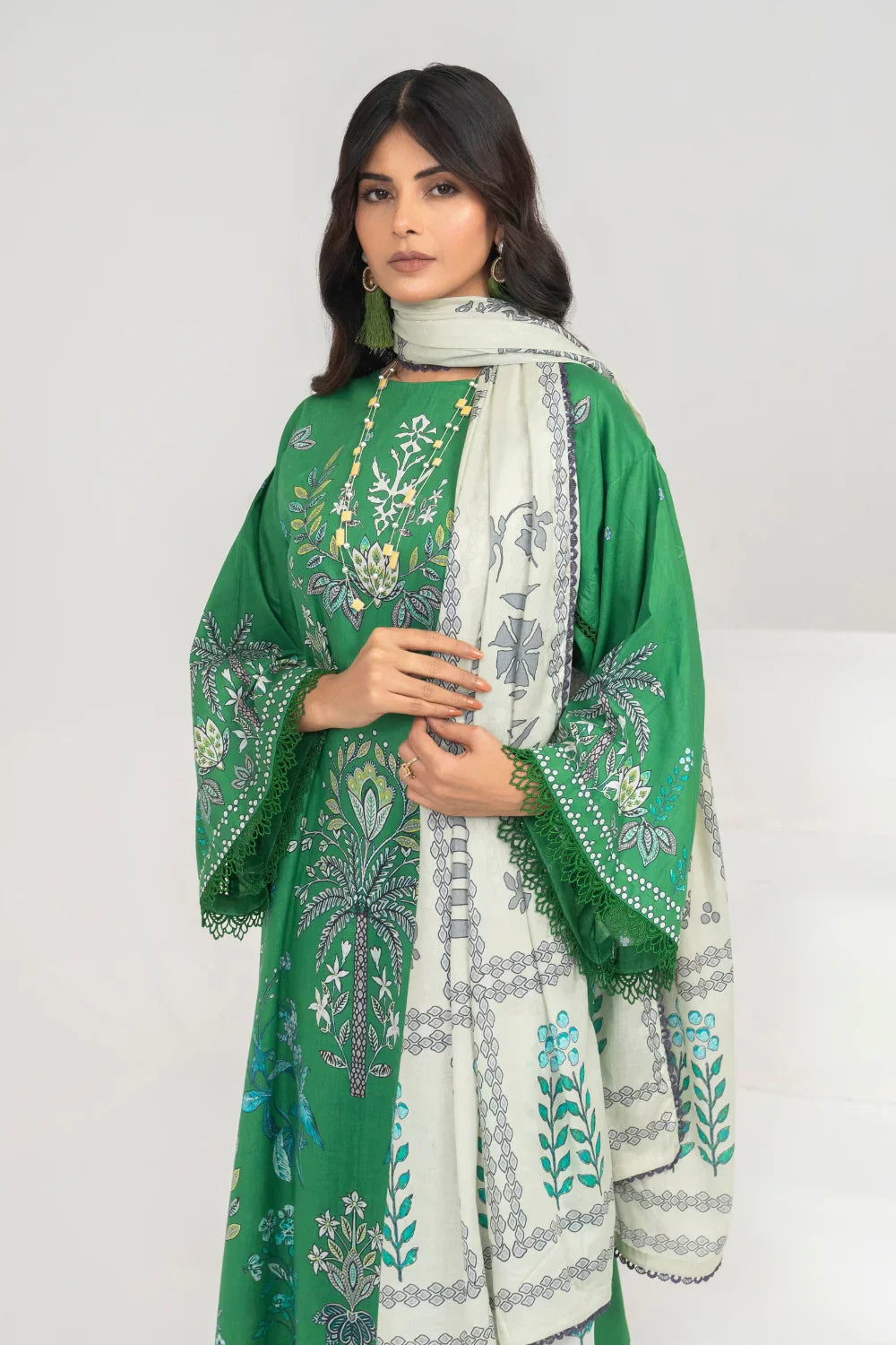 Ittehad | Printed Lawn 24 | IP3P04-3PS-GRN - by - Libasekhas UK - Registered Vendor of : Ittehad - 100% Original Designer Dresss