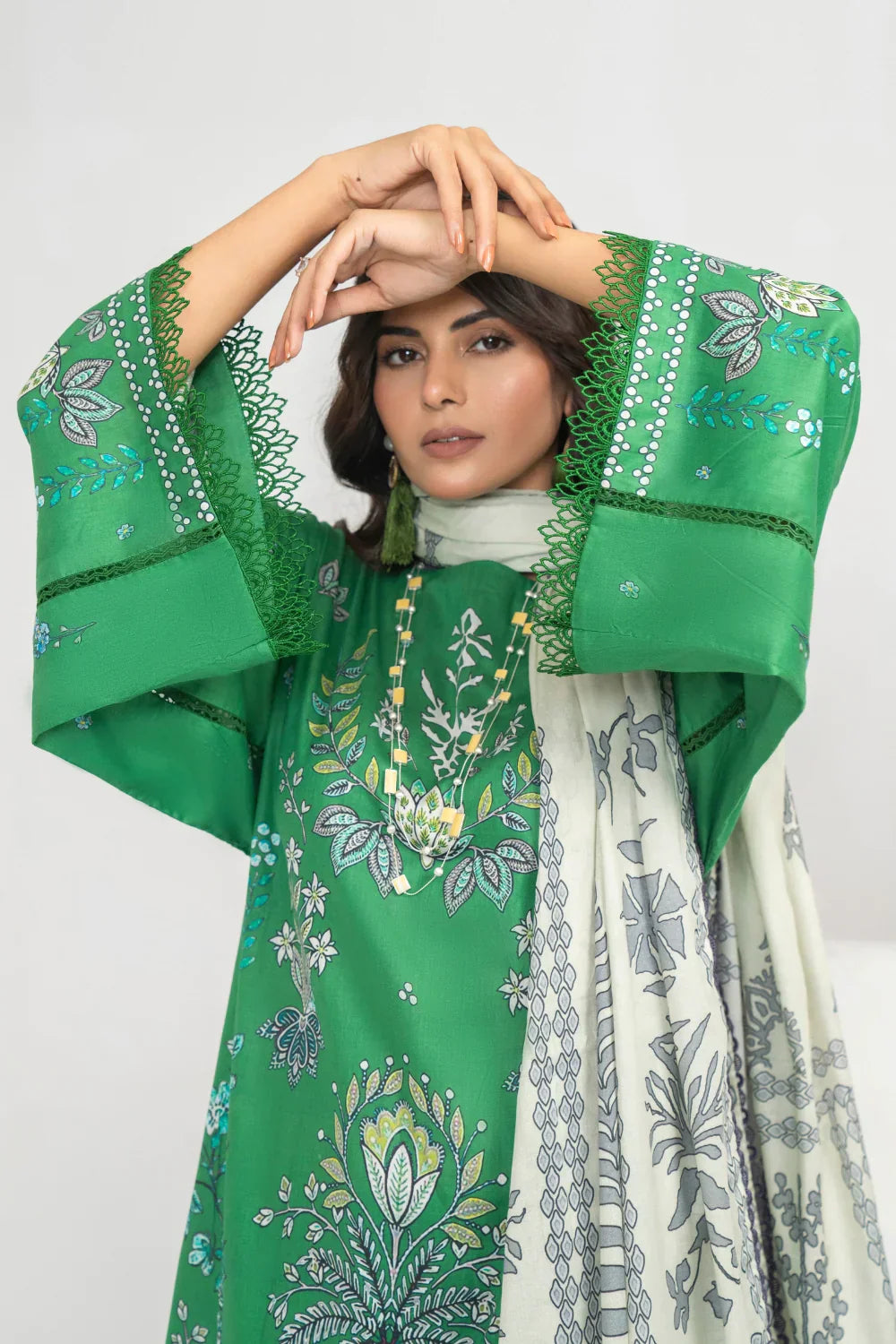 Ittehad | Printed Lawn 24 | IP3P04-3PS-GRN - by - Libasekhas UK - Registered Vendor of : Ittehad - 100% Original Designer Dresss