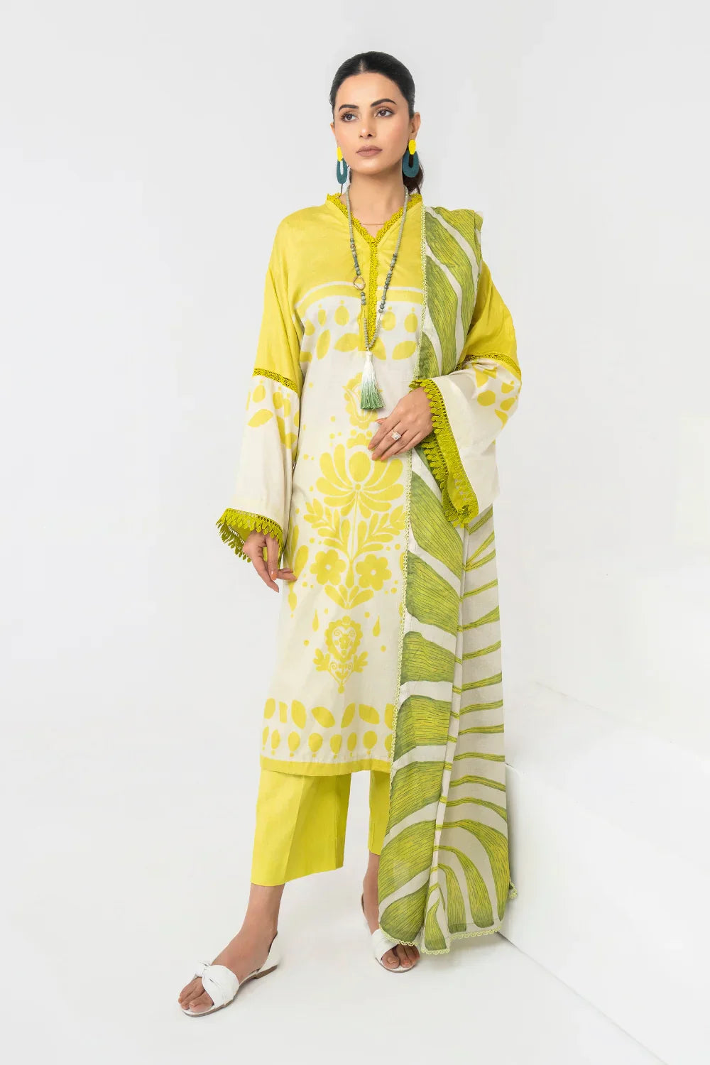 Ittehad | Printed Lawn 24 | IP3P06-3PS-LMN - by - Libasekhas UK - Registered Vendor of : Ittehad - 100% Original Designer Dresss