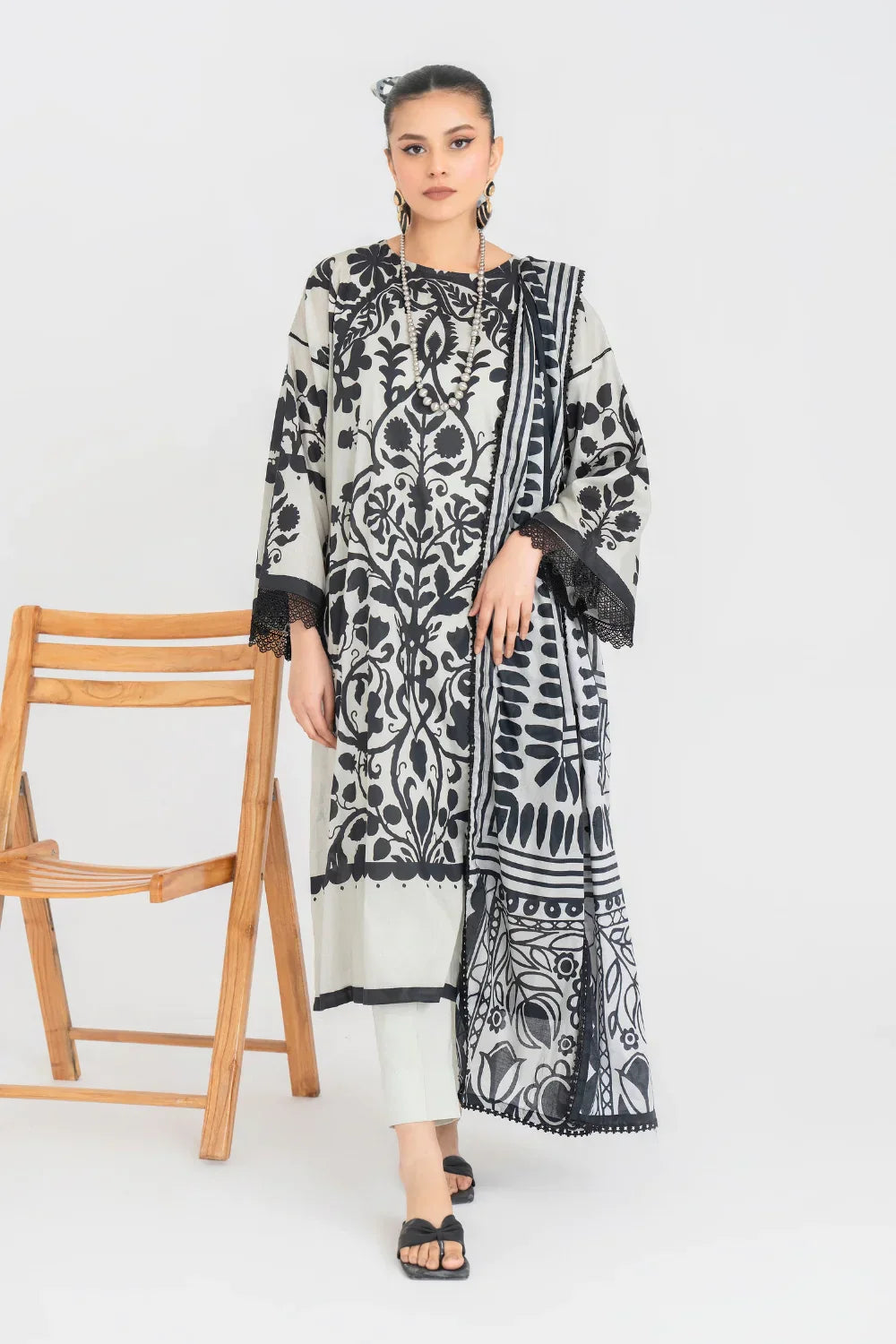 Ittehad | Printed Lawn 24 | IP3P08-3PS-LGY - by - Libasekhas UK - Registered Vendor of : Ittehad - 100% Original Designer Dresss
