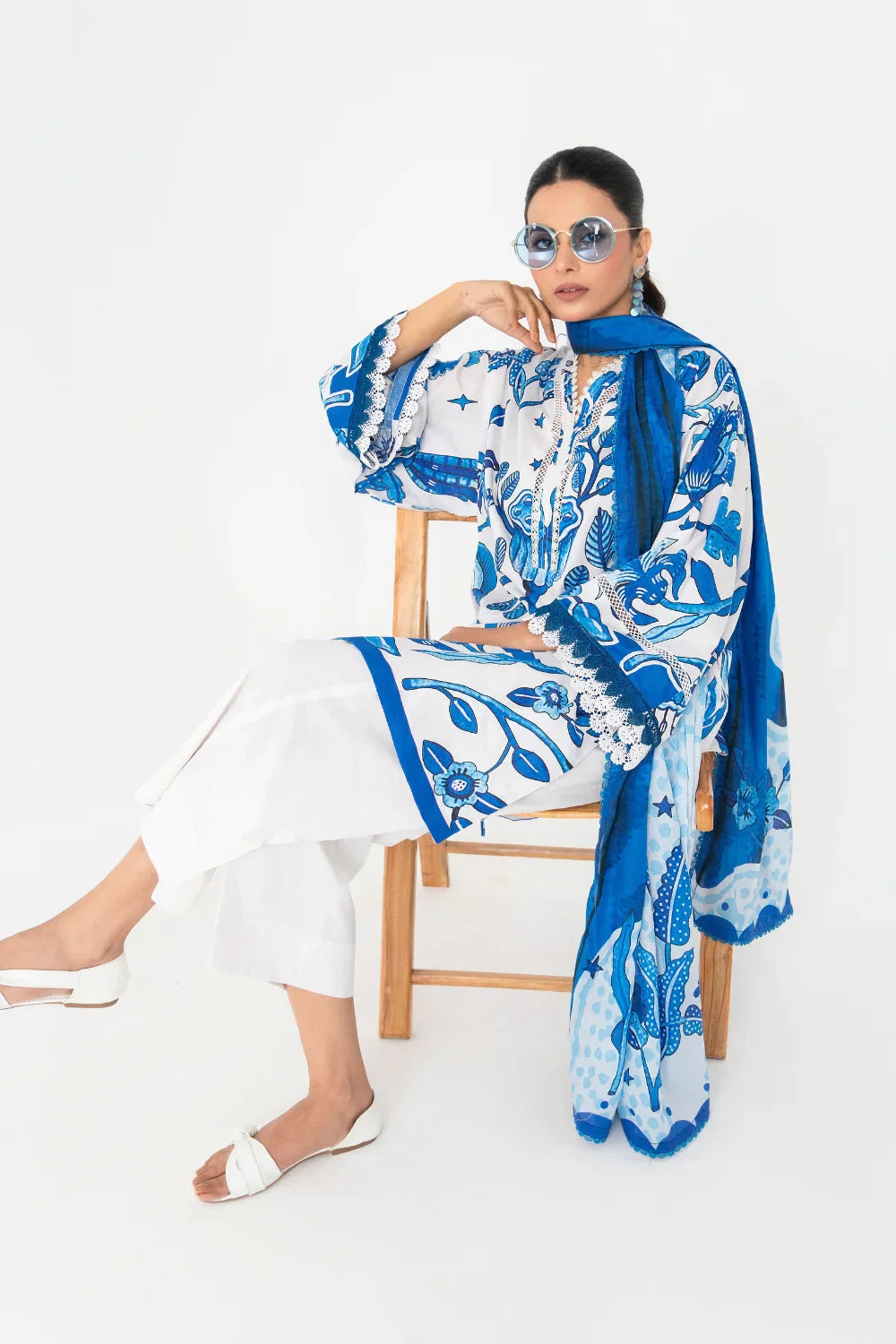 Ittehad | Printed Lawn 24 | IP3P10-3PS-BLU - by - Libasekhas UK - Registered Vendor of : Ittehad - 100% Original Designer Dresss