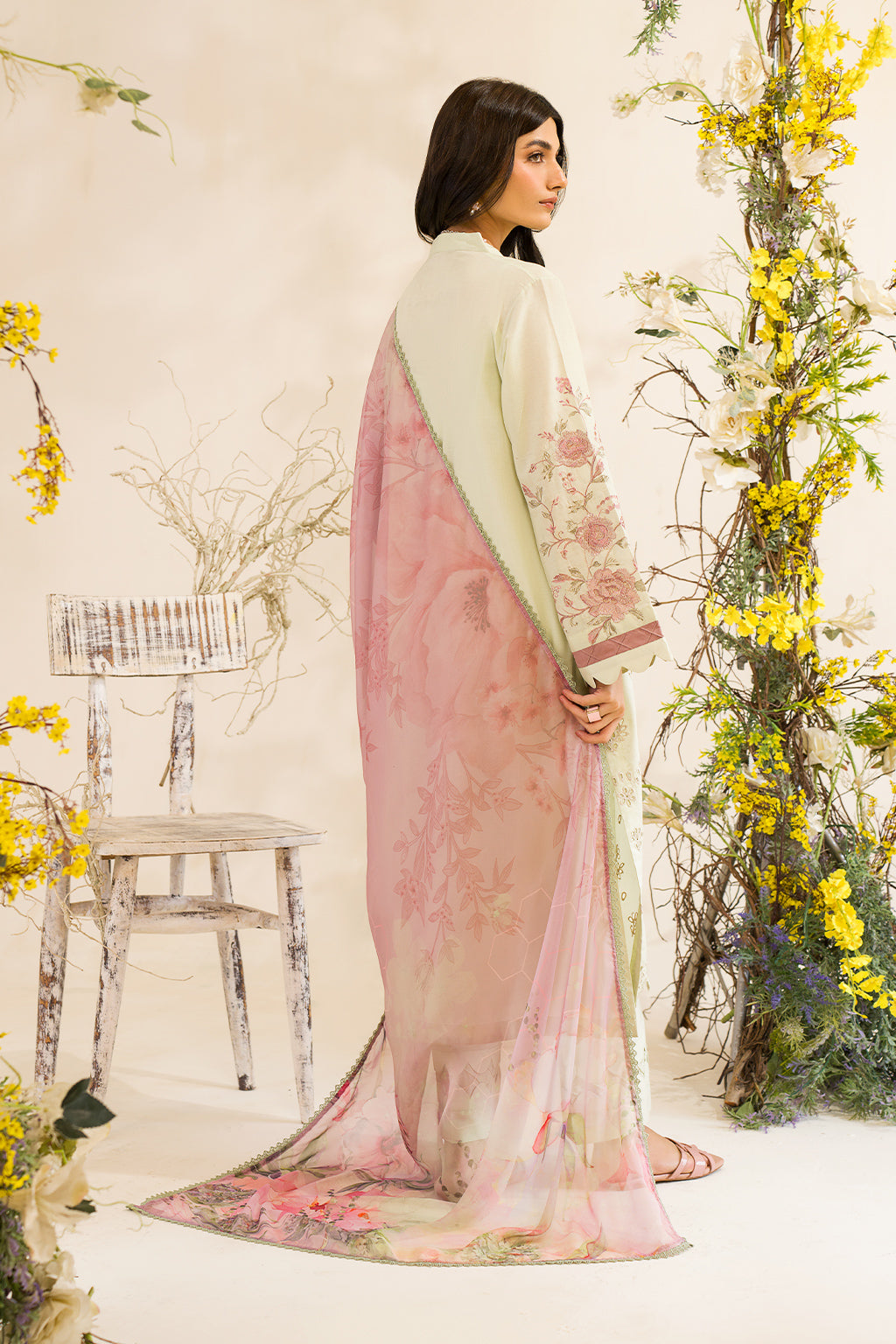 Iznik | Lawnkari 24 | UE-198 SILKGREEN - by - Libasekhas UK - Registered Vendor of : Iznik - 100% Original Designer Dresss