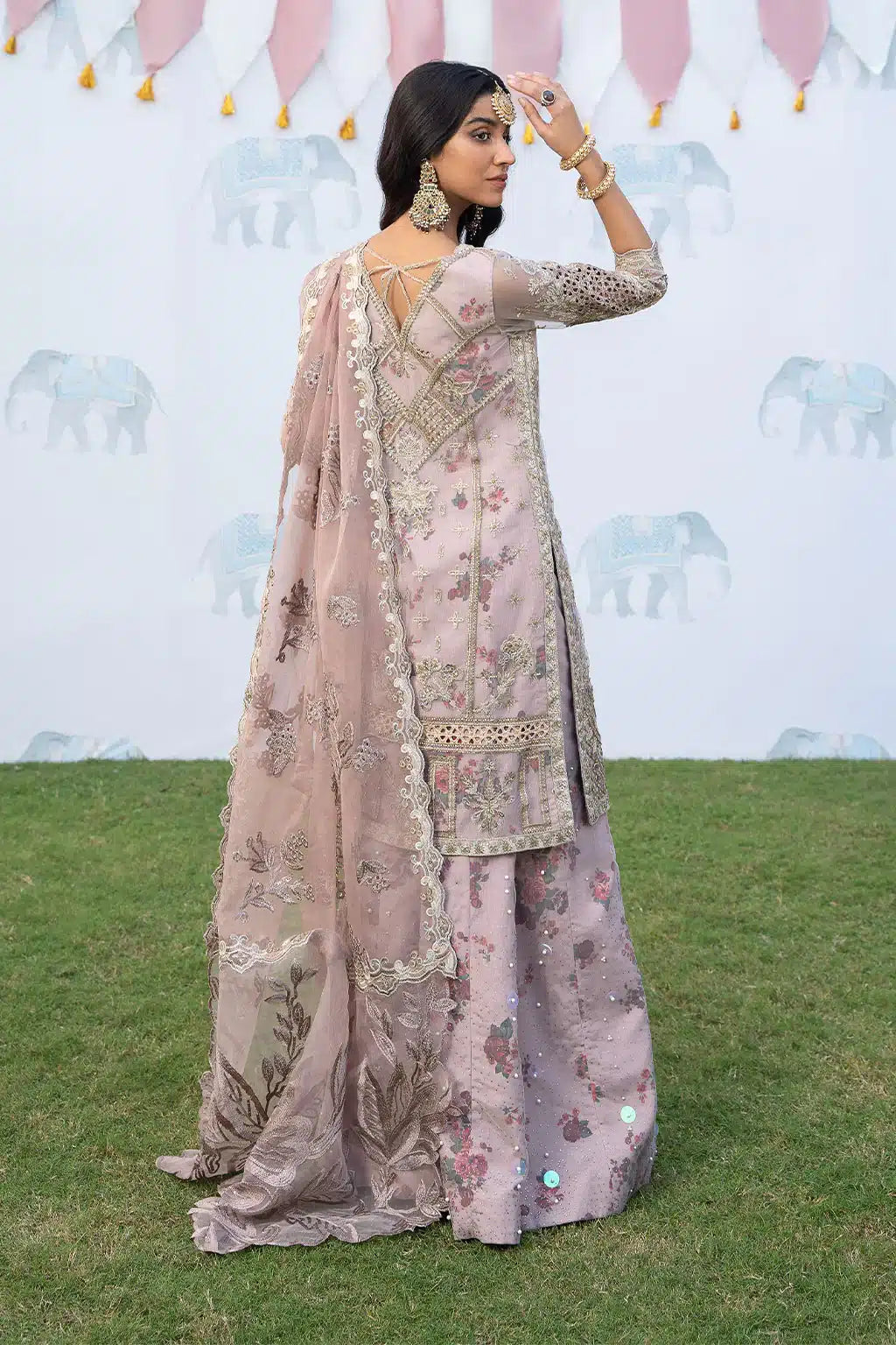 Iznik | Shendi Luxury Formals 23 | ISC-01 SAAHIRA - by - Libasekhas UK - Registered Vendor of : Iznik - 100% Original Designer Dresss