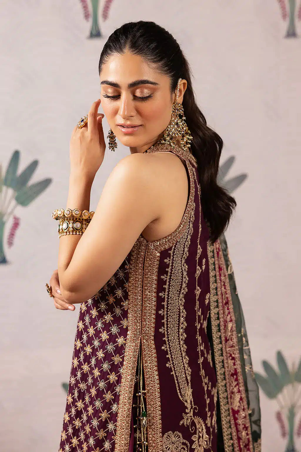 Iznik | Shendi Luxury Formals 23 | ISC-07 NAURATAAN - by - Libasekhas UK - Registered Vendor of : Iznik - 100% Original Designer Dresss