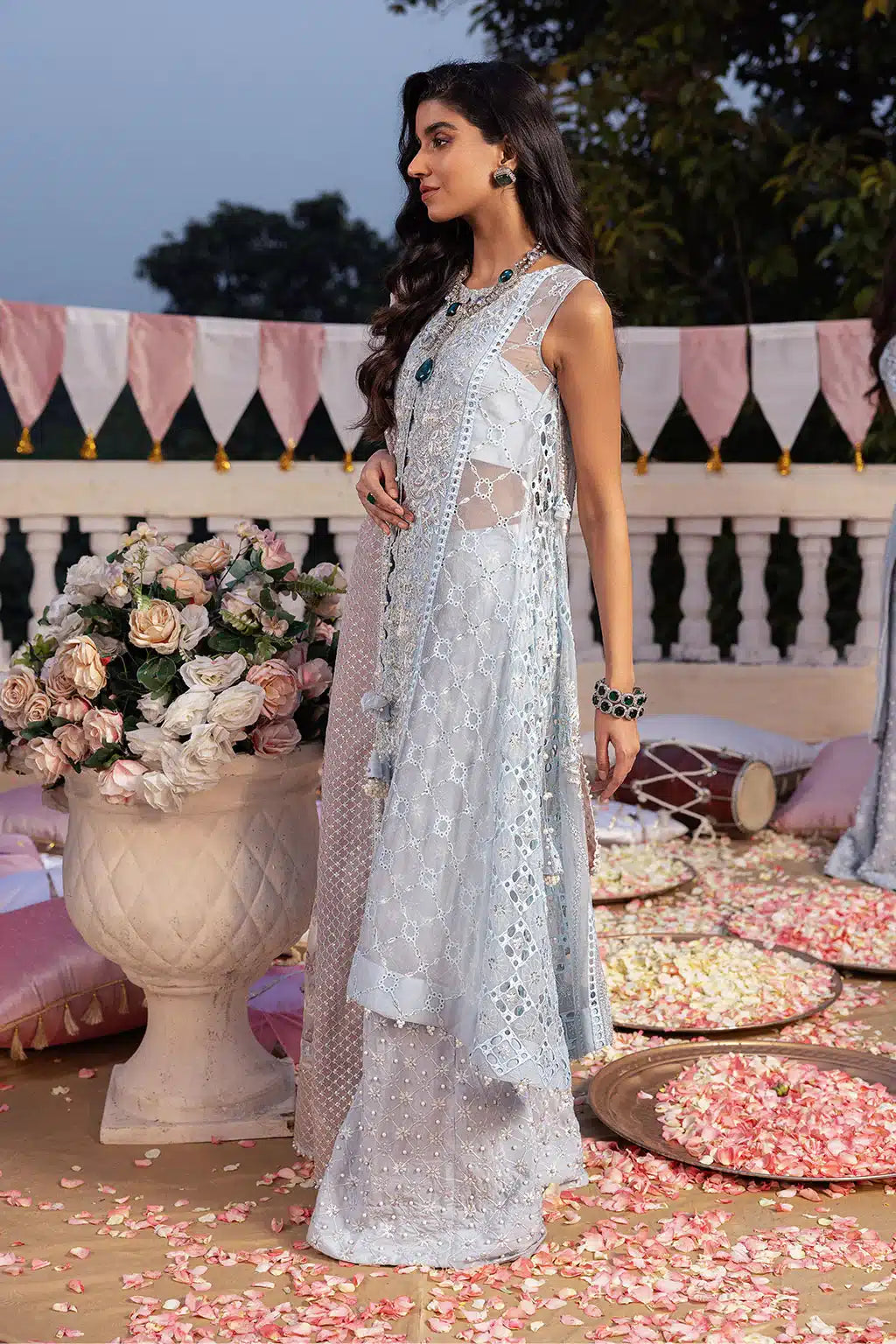 Iznik | Shendi Luxury Formals 23 | ISC-02 FEROZA - by - Libasekhas UK - Registered Vendor of : Iznik - 100% Original Designer Dresss