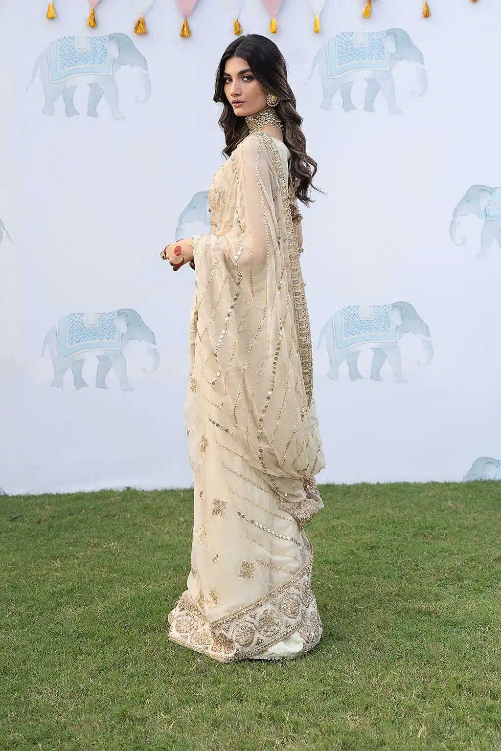 Iznik | Shendi Luxury Formals 23 | ISC-03 MAIYAA - by - Libasekhas UK - Registered Vendor of : Iznik - 100% Original Designer Dresss