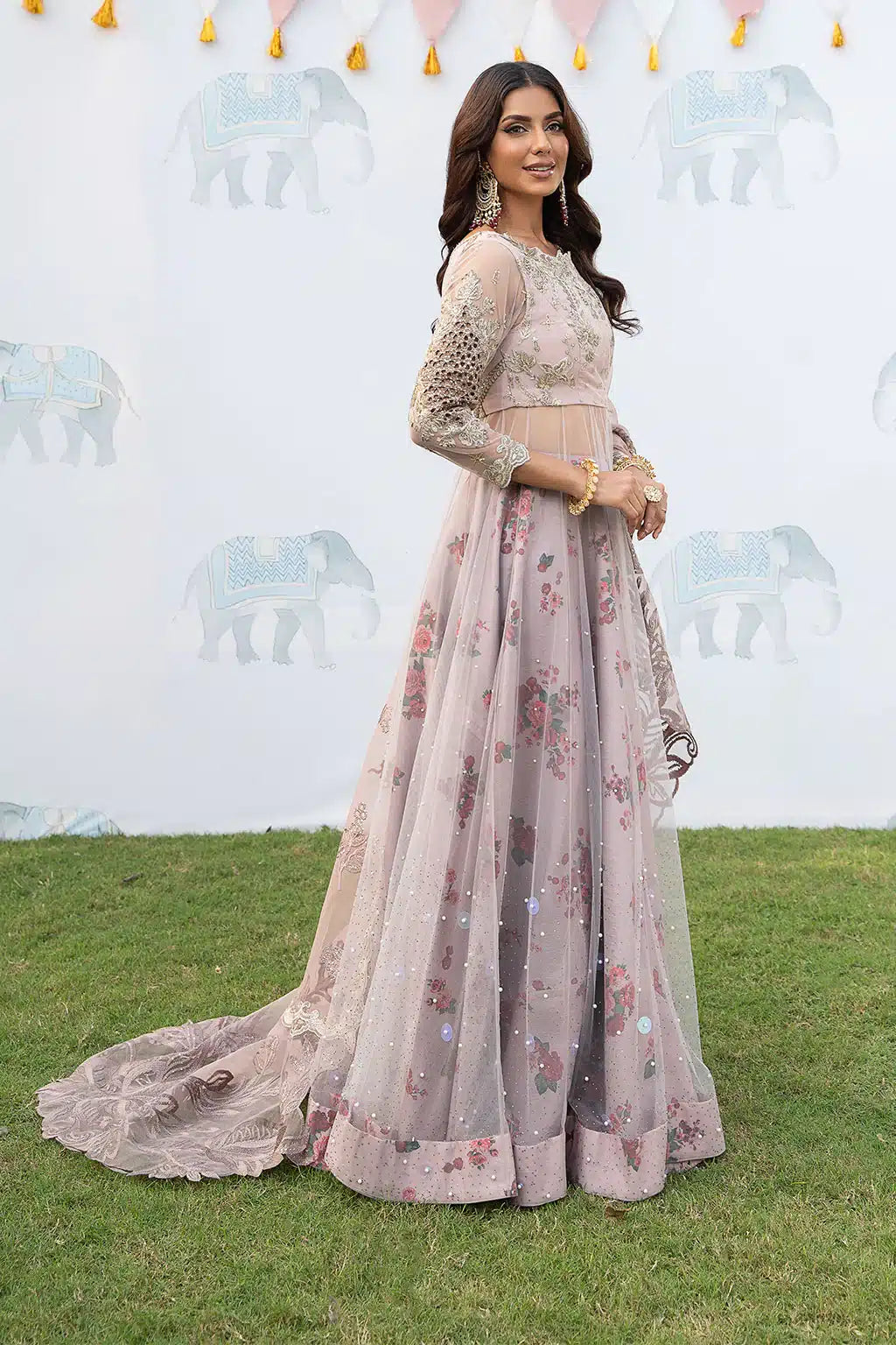 Iznik | Shendi Luxury Formals 23 | ISC-01 SAAHIRA - by - Libasekhas UK - Registered Vendor of : Iznik - 100% Original Designer Dresss