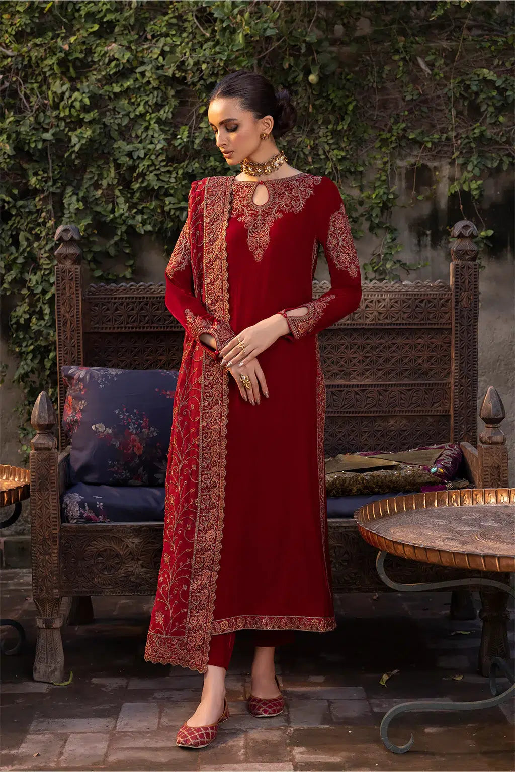 Iznik | Festive Velvet 23 | IV-37 MANIJEH - by - Libasekhas UK - Registered Vendor of : Iznik - 100% Original Designer Dresss