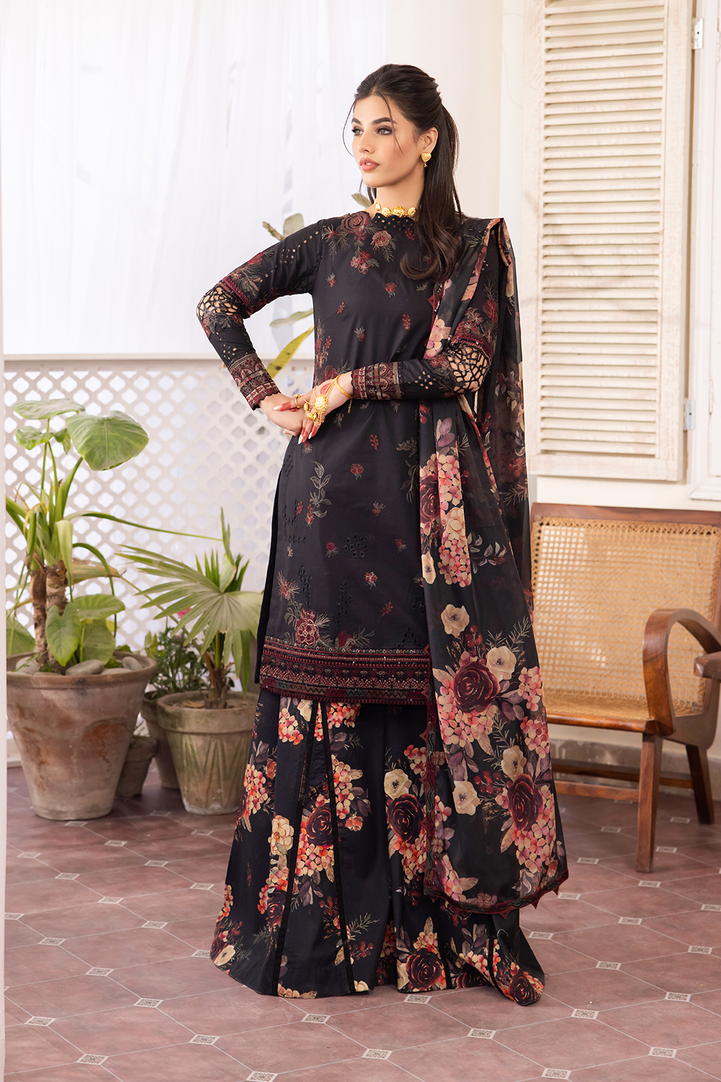 Iznik | Nani Ka Ghar | NKG-01 - by - Libasekhas UK - Registered Vendor of : Iznik - 100% Original Designer Dresss