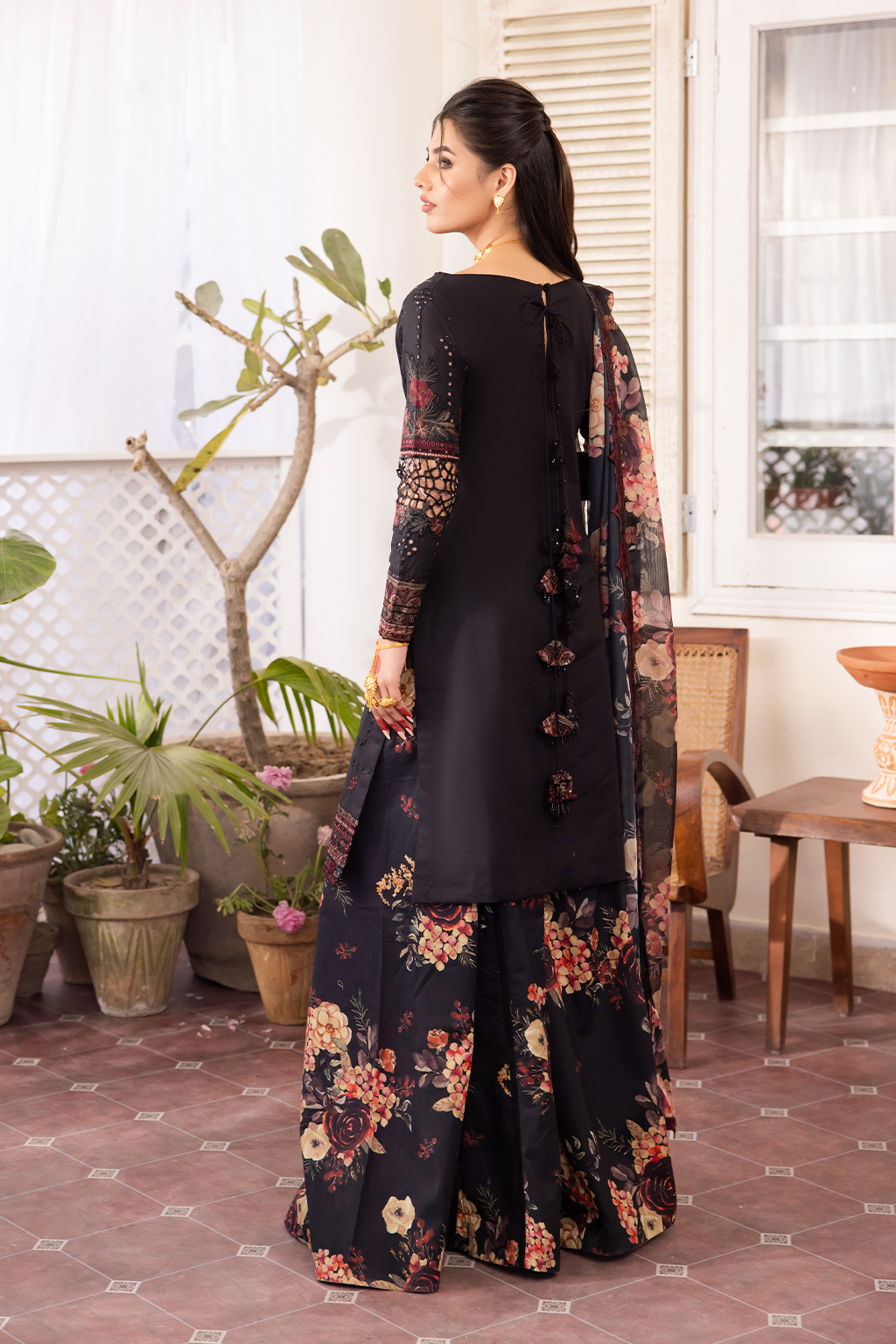 Iznik | Nani Ka Ghar | NKG-01 - by - Libasekhas UK - Registered Vendor of : Iznik - 100% Original Designer Dresss