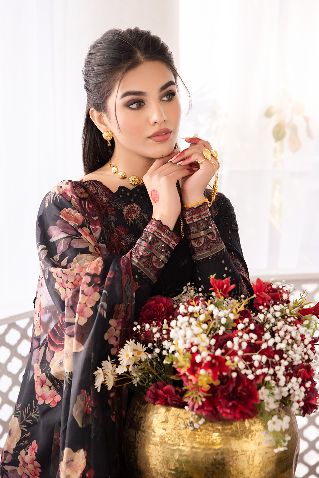 Iznik | Nani Ka Ghar | NKG-01 - by - Libasekhas UK - Registered Vendor of : Iznik - 100% Original Designer Dresss