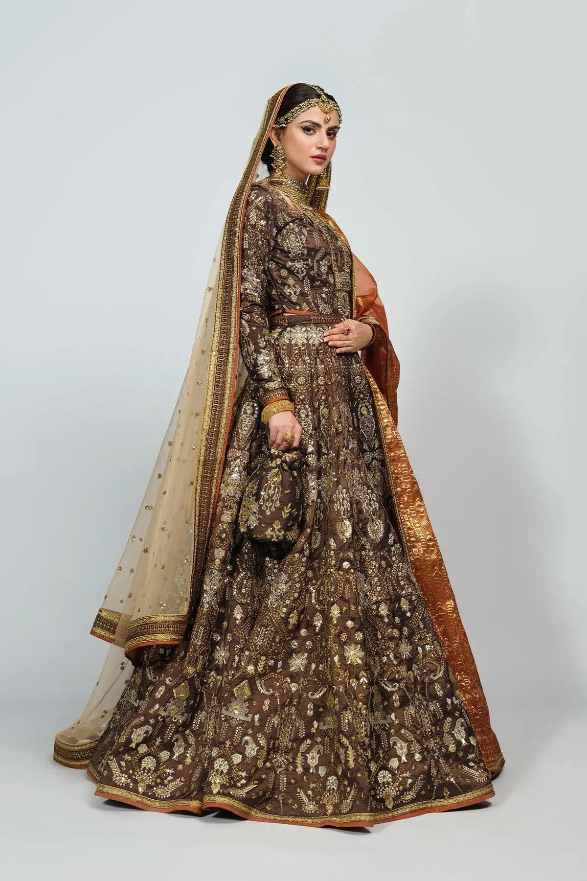 Fahad Hussayn | National Sport Casbah | Jaago - by - Libasekhas UK - Registered Vendor of : Fahad Hussayn - 100% Original Designer Dresss