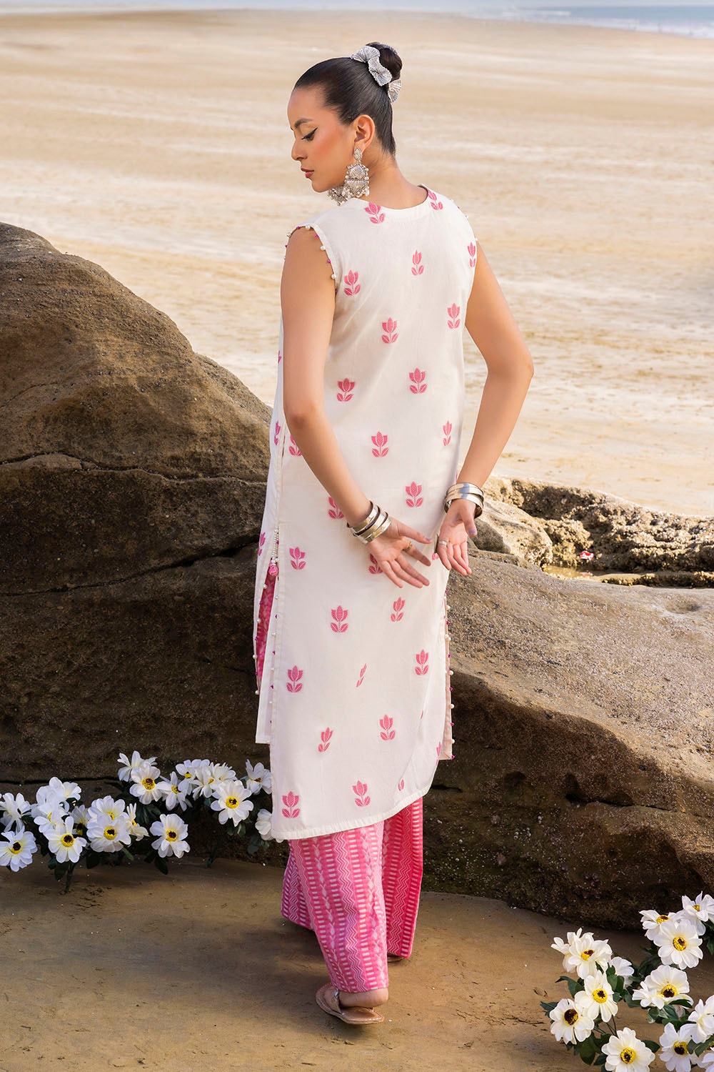 Gul Ahmed | Taara 25 | JT-42012 - by - Libasekhas UK - Registered Vendor of : Gul Ahmed - 100% Original Designer Dresss