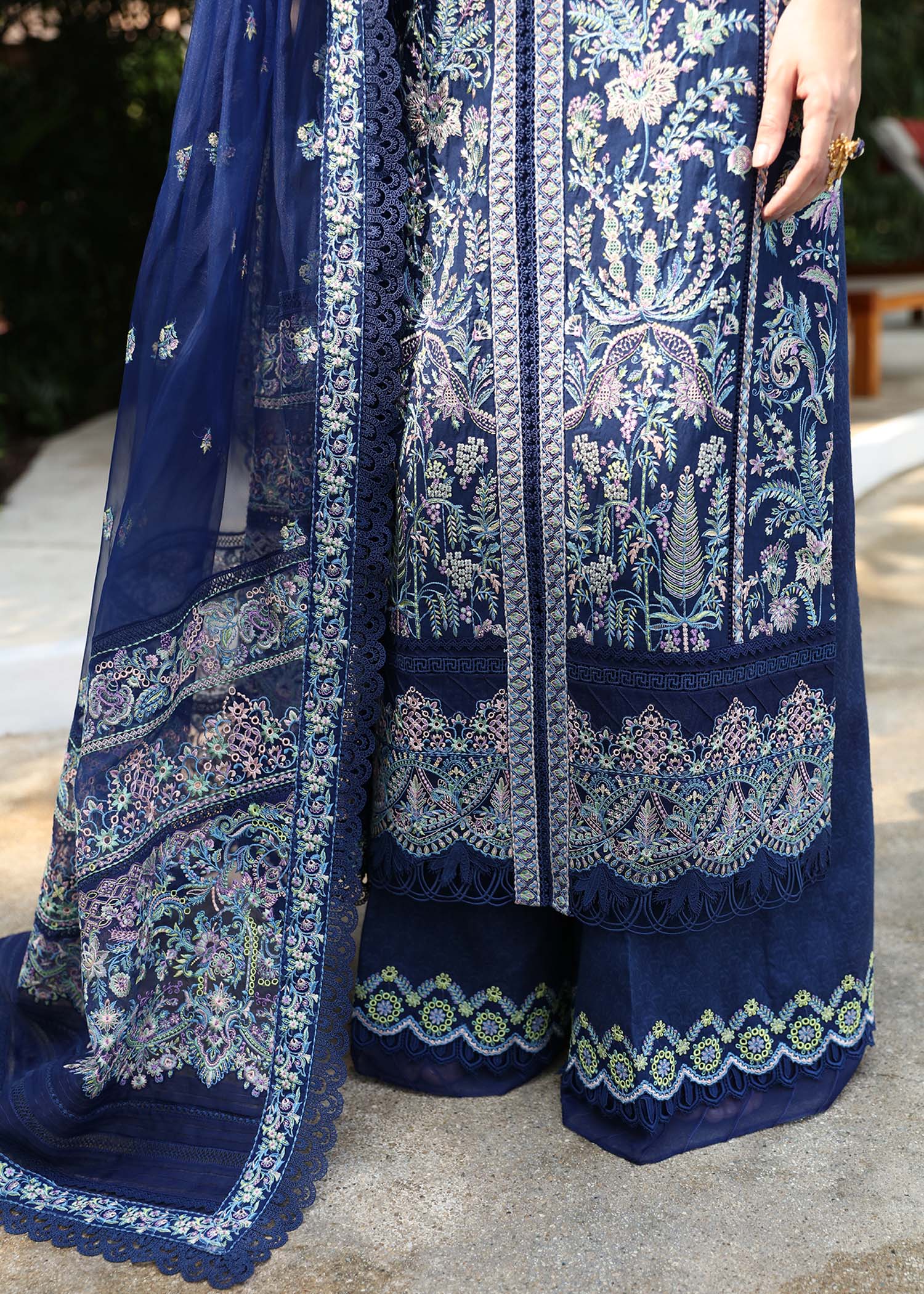 Kanwal Malik | Sareen Luxury Lawn 24 | Rohma - by - Libasekhas UK - Registered Vendor of : Kanwal Malik - 100% Original Designer Dresss