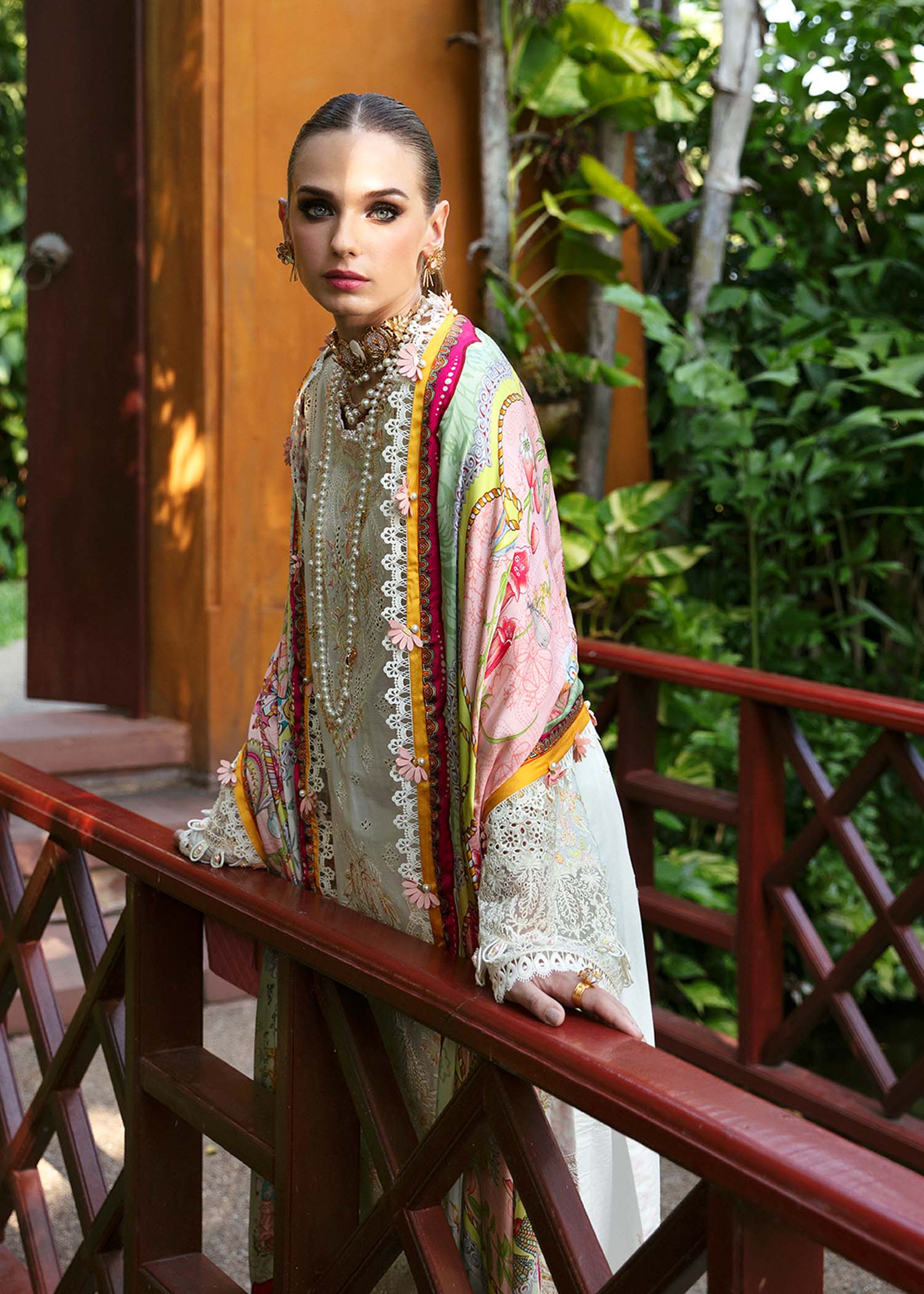 Kanwal Malik | Sareen Luxury Lawn 24 | Daisy - by - Libasekhas UK - Registered Vendor of : Kanwal Malik - 100% Original Designer Dresss