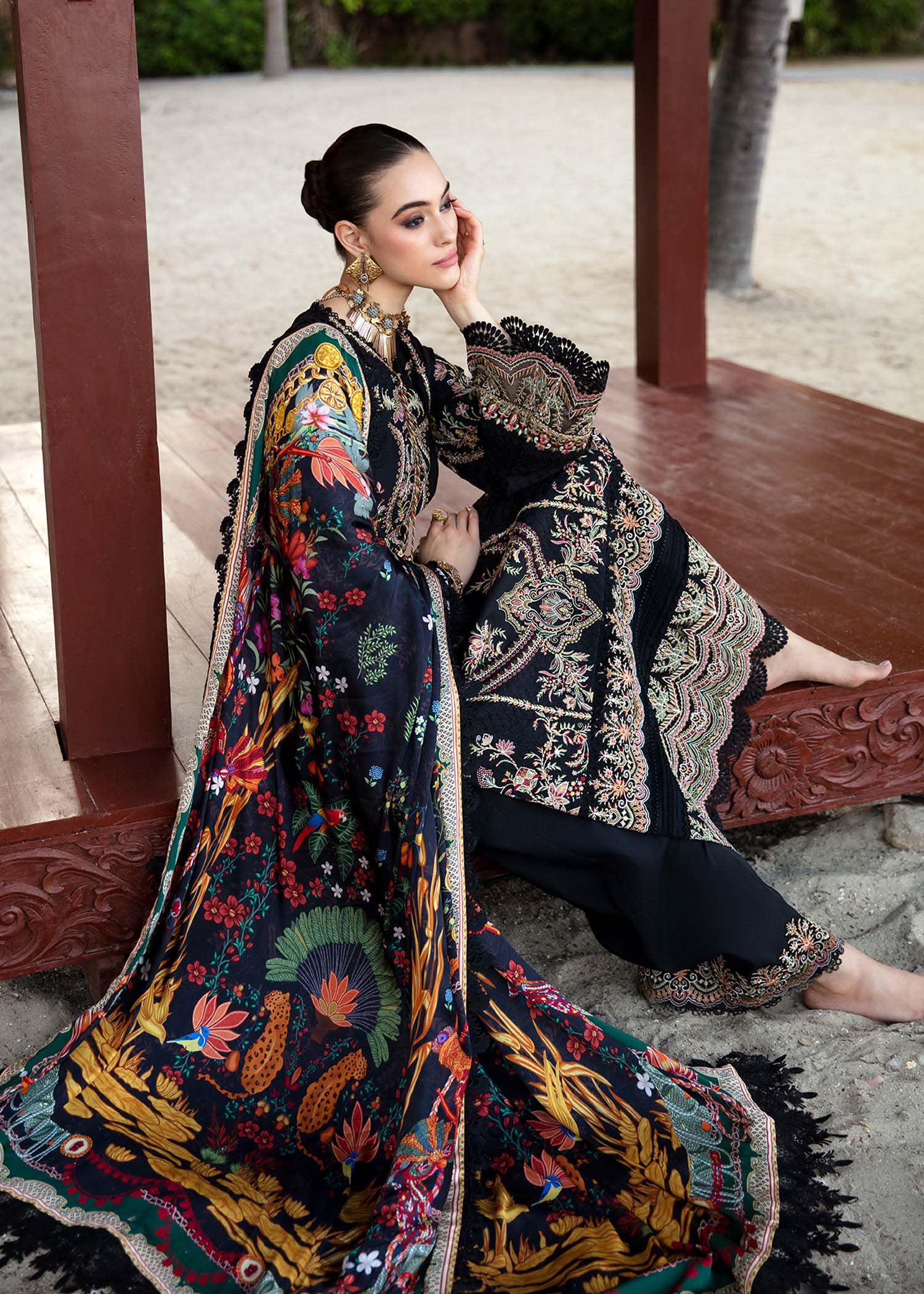 Kanwal Malik | Sareen Luxury Lawn 24 | Gloria - by - Libasekhas UK - Registered Vendor of : Kanwal Malik - 100% Original Designer Dresss