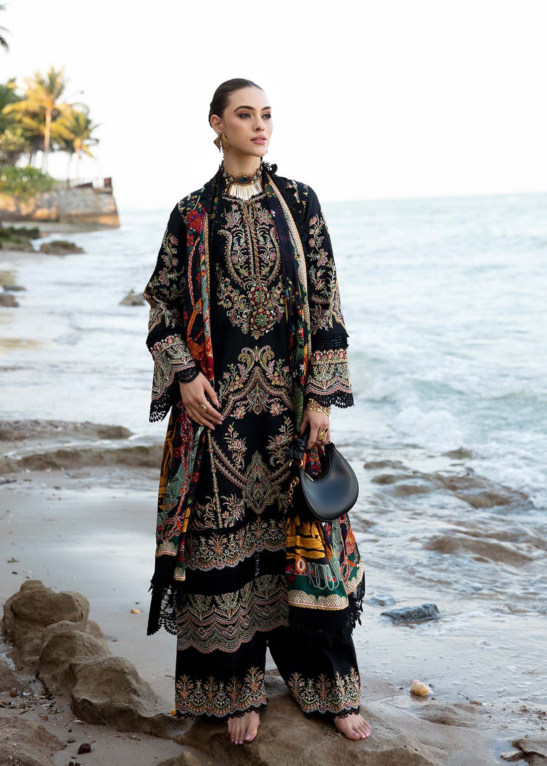 Kanwal Malik | Sareen Luxury Lawn 24 | Gloria - by - Libasekhas UK - Registered Vendor of : Kanwal Malik - 100% Original Designer Dresss