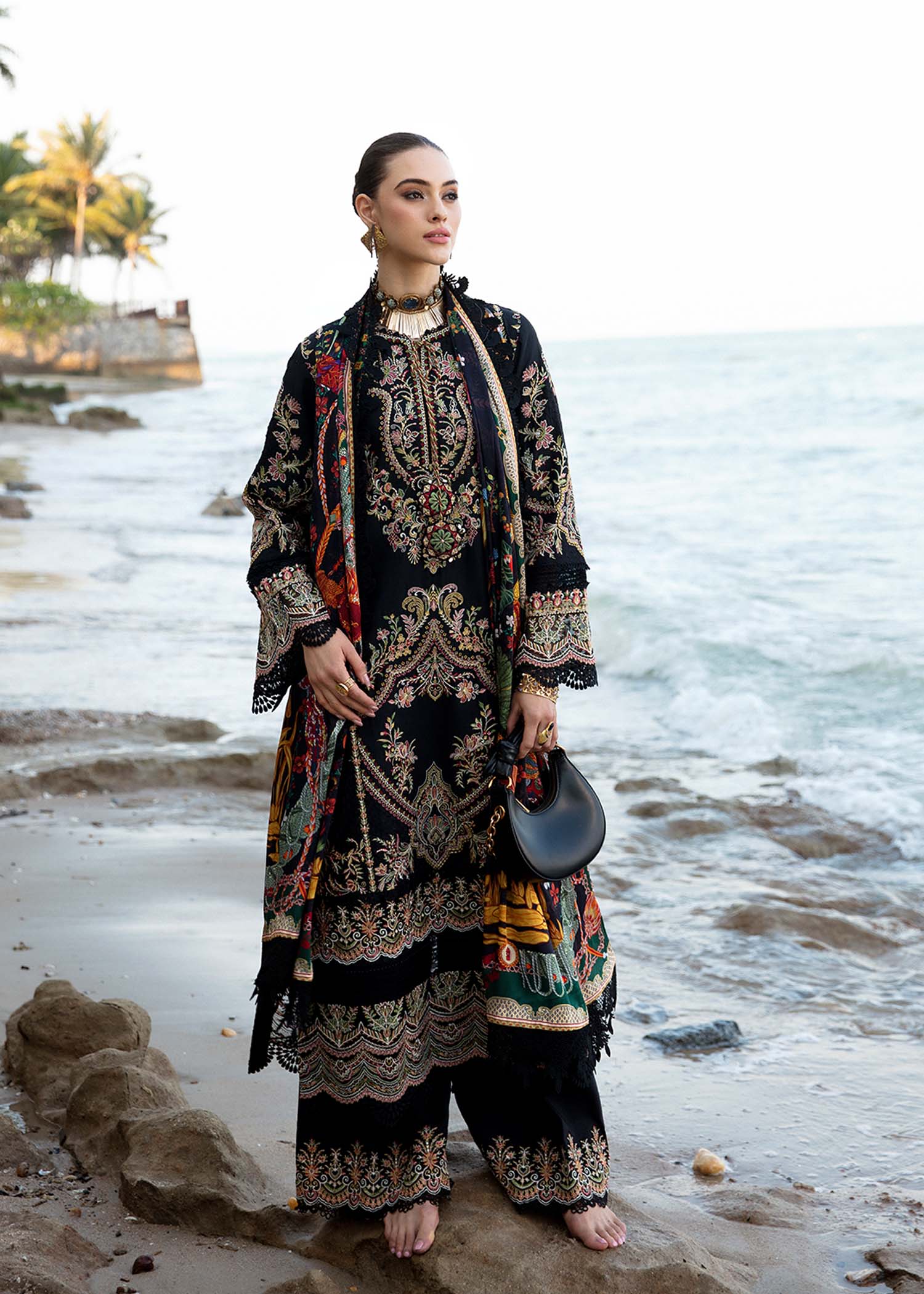 Kanwal Malik | Sareen Luxury Lawn 24 | Gloria - by - Libasekhas UK - Registered Vendor of : Kanwal Malik - 100% Original Designer Dresss