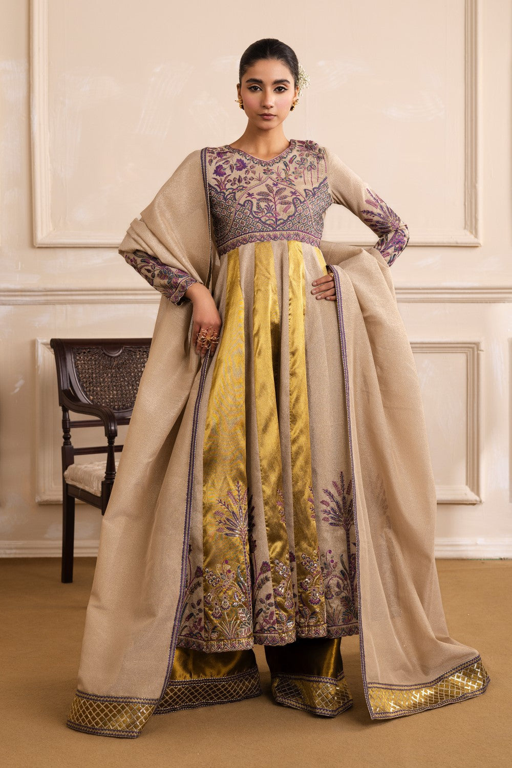 Maryum N Maria | Izara Formals | KARIMA - MW40035 - by - Libasekhas UK - Registered Vendor of : Maryum N Maria - 100% Original Designer Dresss