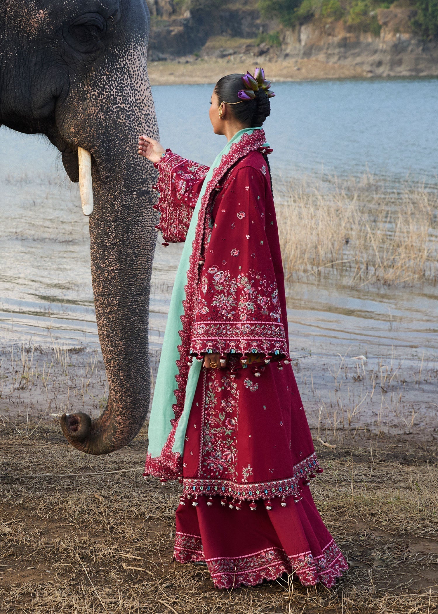 Hussain Rehar | Luxury Lawn 25 | Mahogany - by - Libasekhas UK - Registered Vendor of : Hussain Rehar - 100% Original Designer Dresss