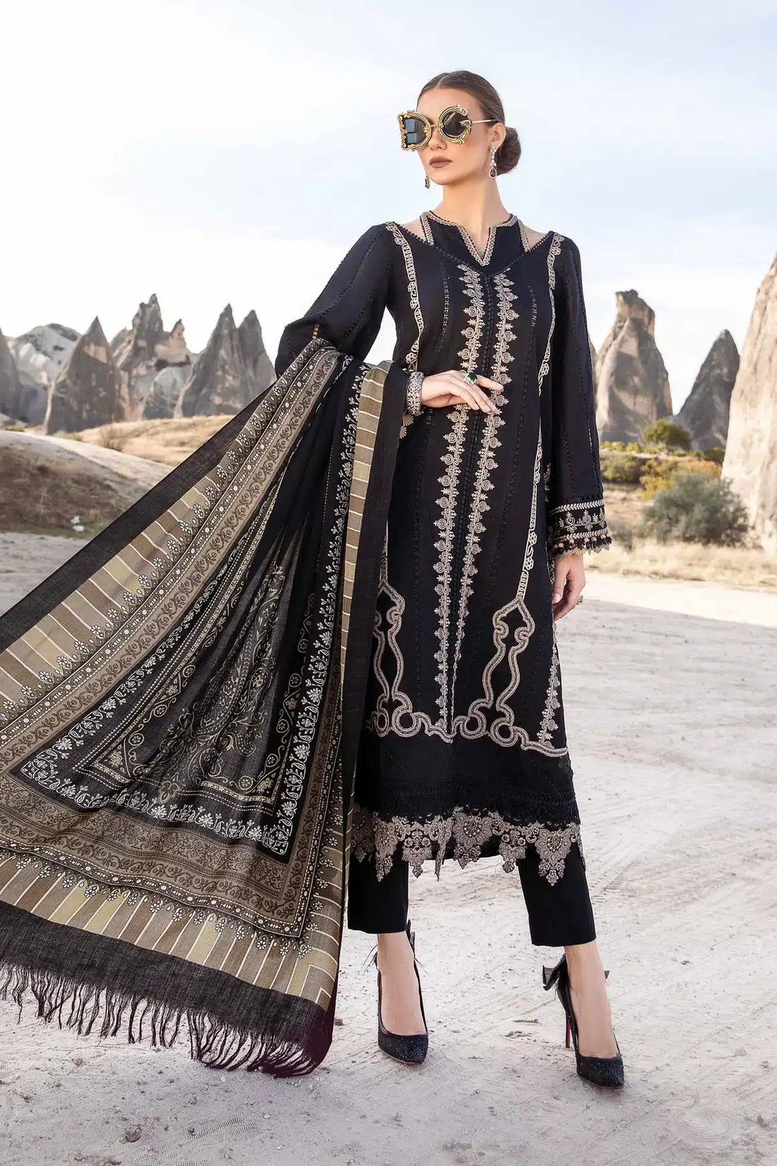 Maria B | M Prints Winter 23 | MPT-2002-B - by - Libasekhas UK - Registered Vendor of : Maria B - 100% Original Designer Dresss