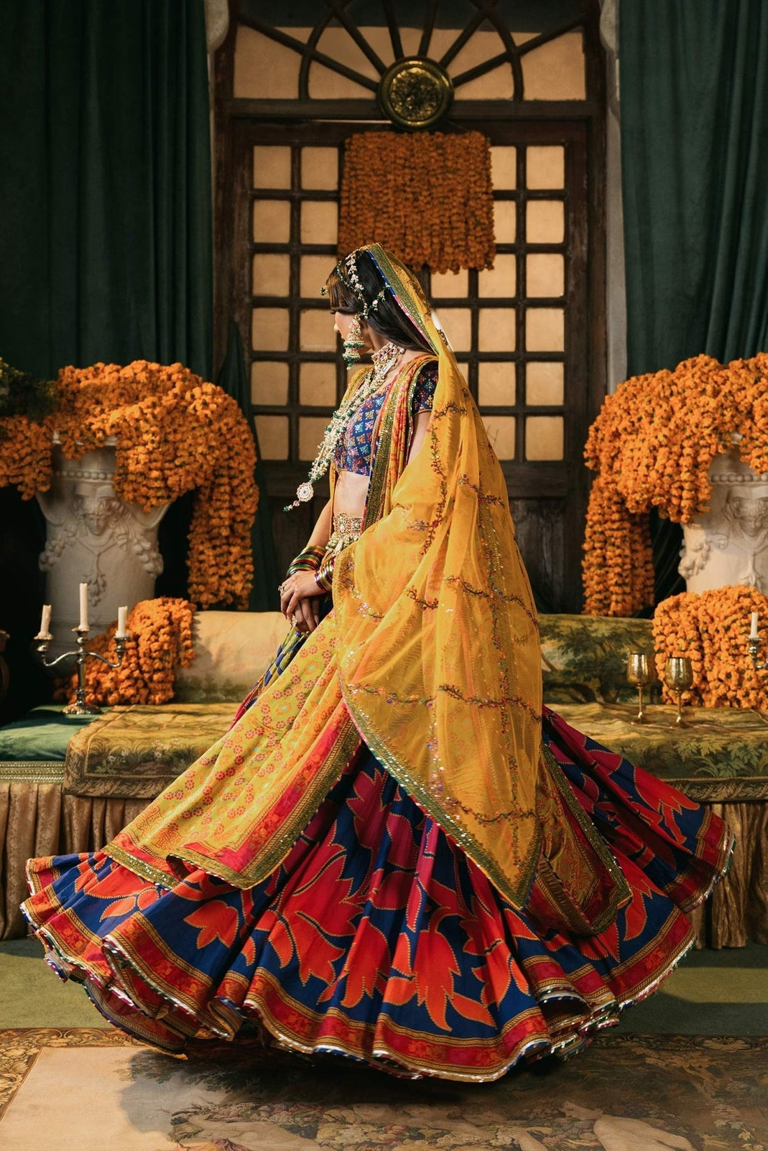 Fahad Hussayn | Lawn Banger | Machla Magar - by - Libasekhas UK - Registered Vendor of : Fahad Hussayn - 100% Original Designer Dresss