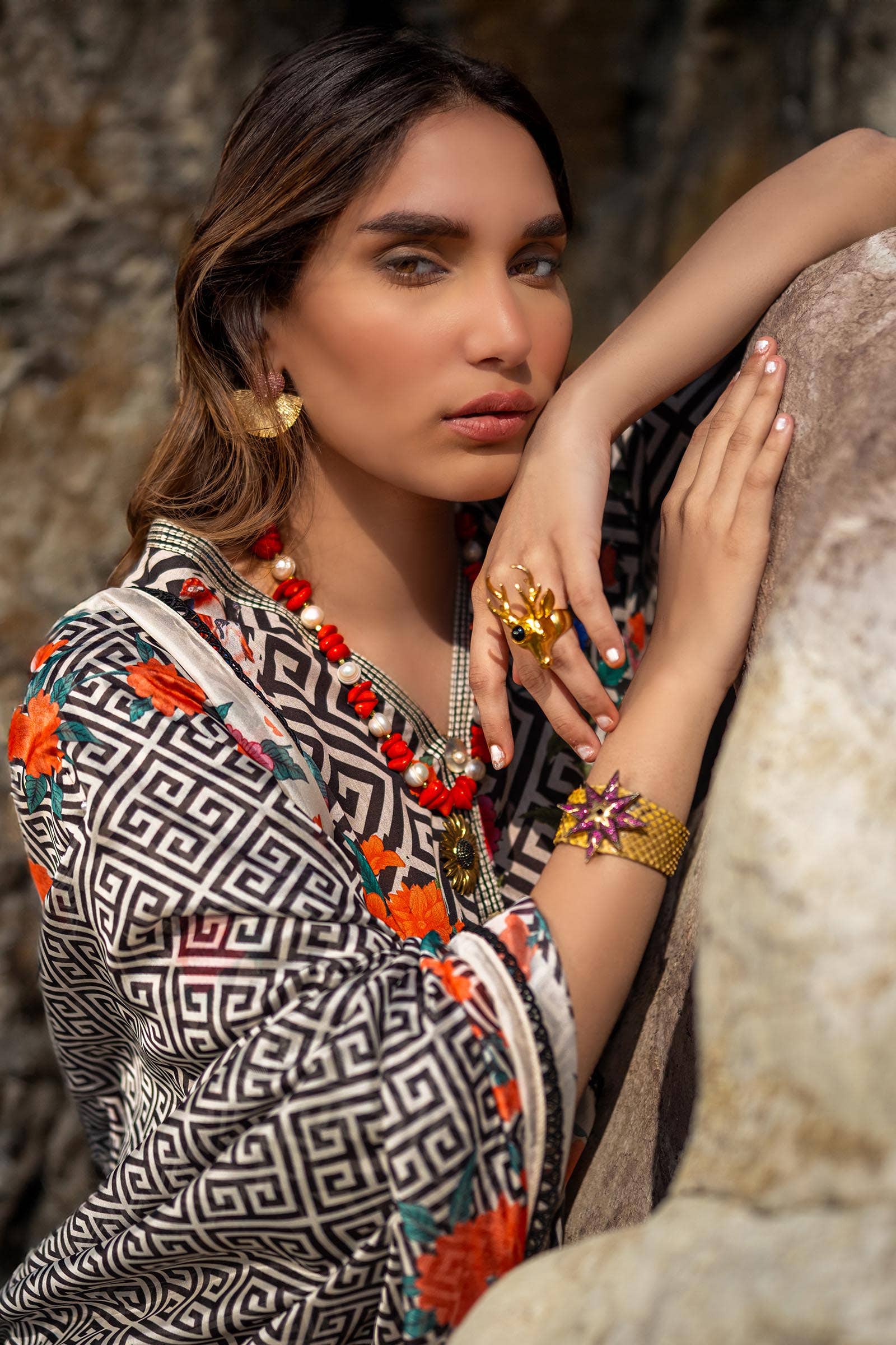 Sana Safinaz | Mahay Spring 24 | H241-013A-2BK - by - Libasekhas UK - Registered Vendor of : Sana Safinaz - 100% Original Designer Dresss