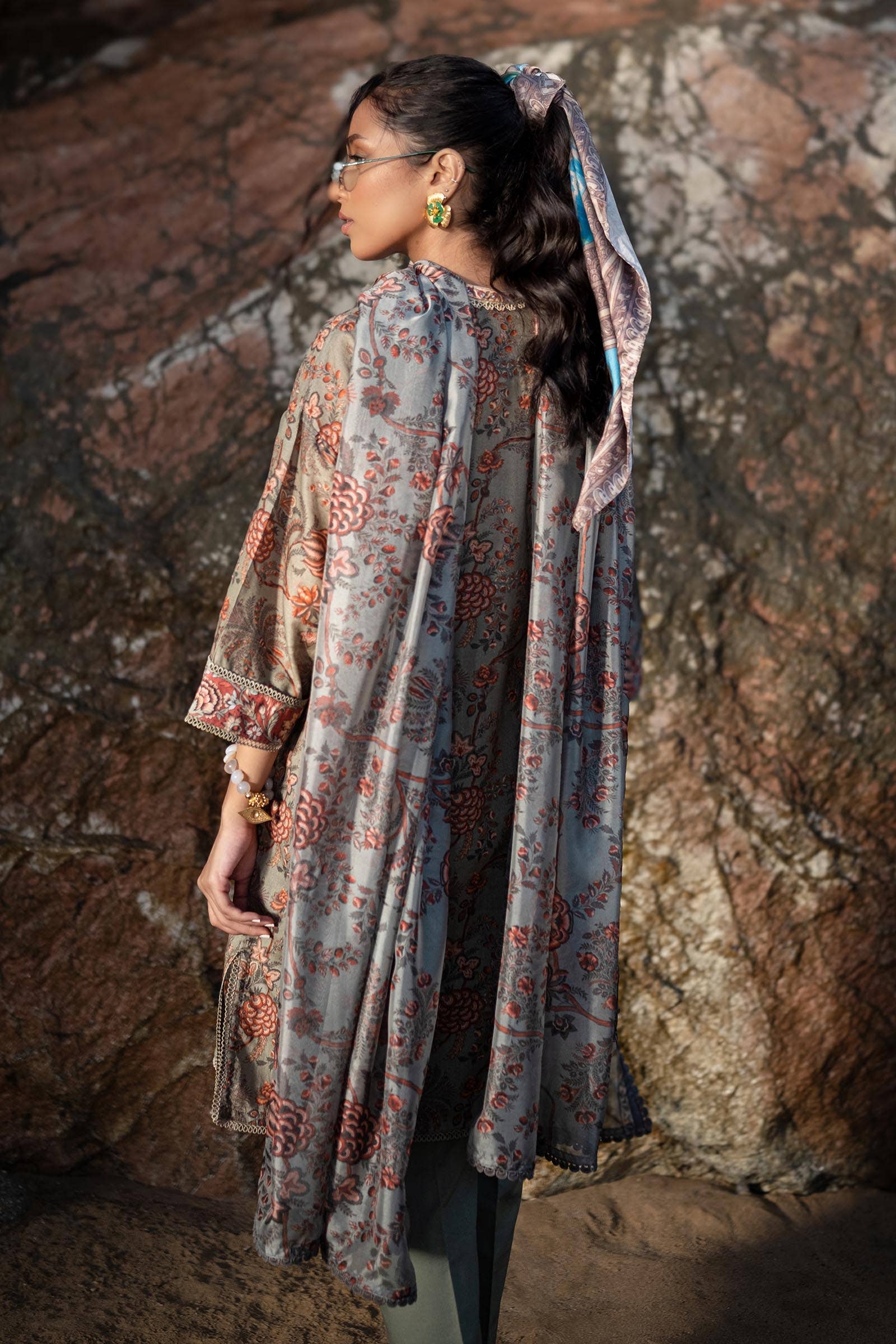 Sana Safinaz | Mahay Spring 24 | H241-016A-3CK - by - Libasekhas UK - Registered Vendor of : Sana Safinaz - 100% Original Designer Dresss