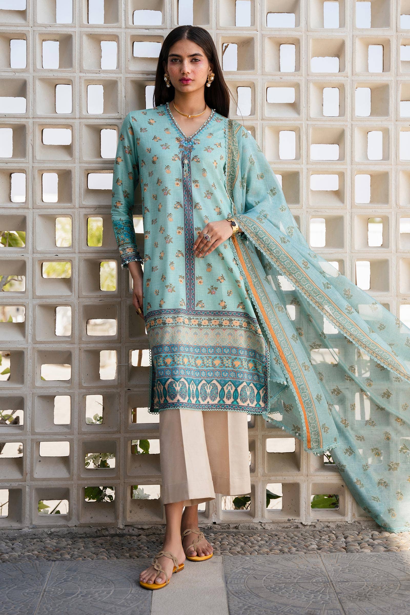Sana Safinaz | Mahay Spring 24 | H241-017B-2BK - by - Libasekhas UK - Registered Vendor of : Sana Safinaz - 100% Original Designer Dresss