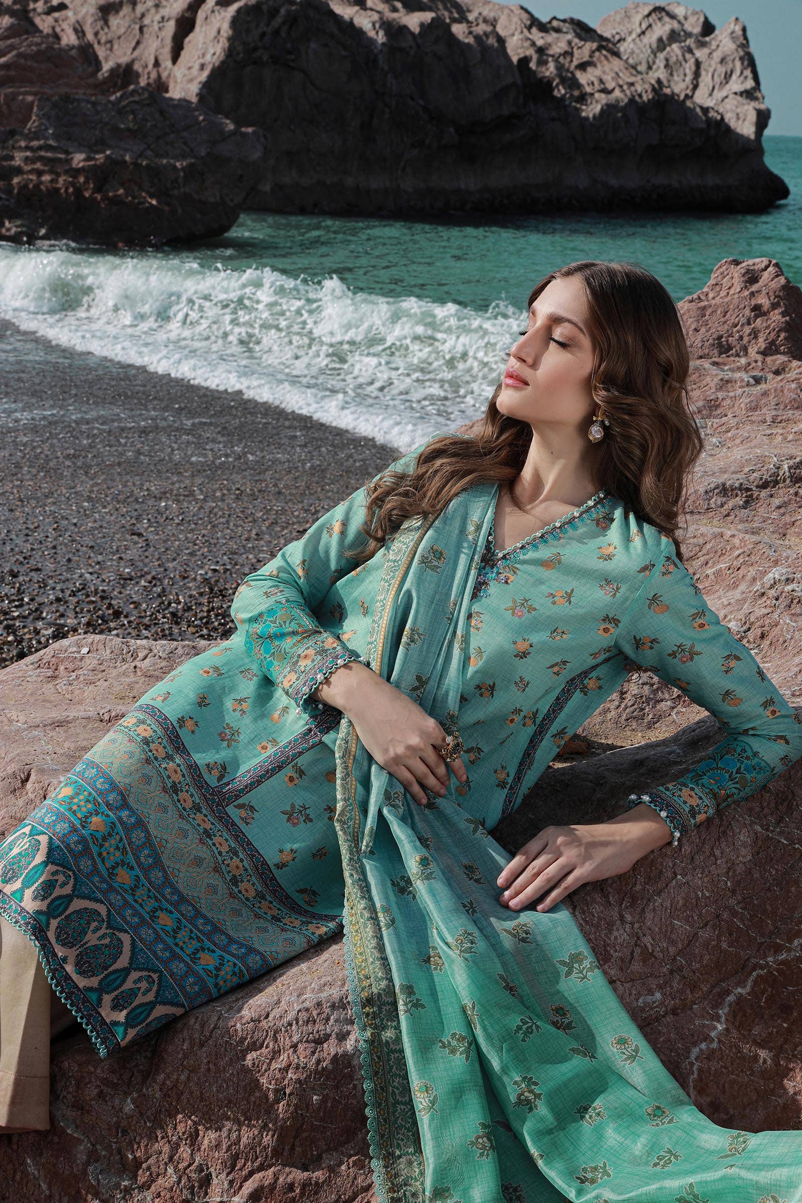 Sana Safinaz | Mahay Spring 24 | H241-017B-2BK - by - Libasekhas UK - Registered Vendor of : Sana Safinaz - 100% Original Designer Dresss
