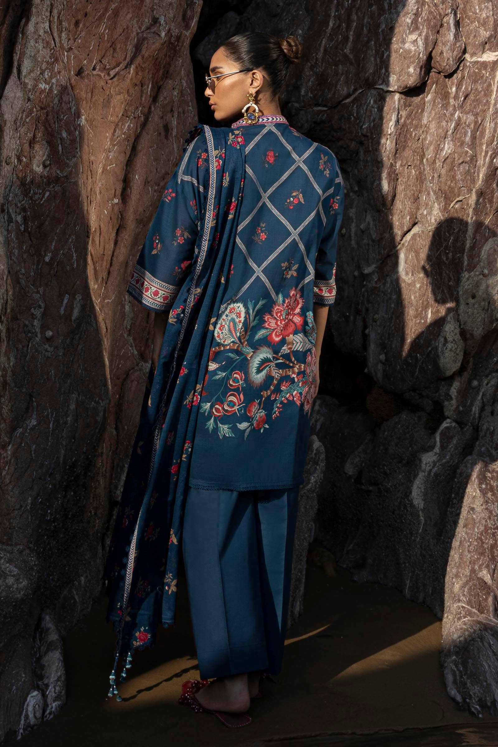 Sana Safinaz | Mahay Spring 24 | H241-020B-3CG - by - Libasekhas UK - Registered Vendor of : Sana Safinaz - 100% Original Designer Dresss